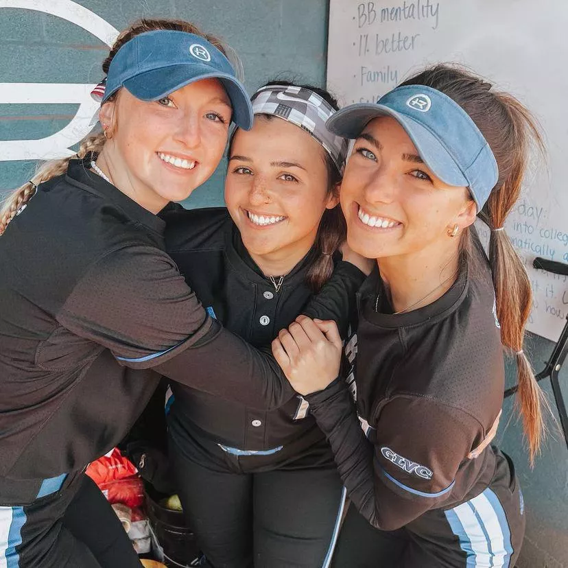 Softball Cuties 🥎