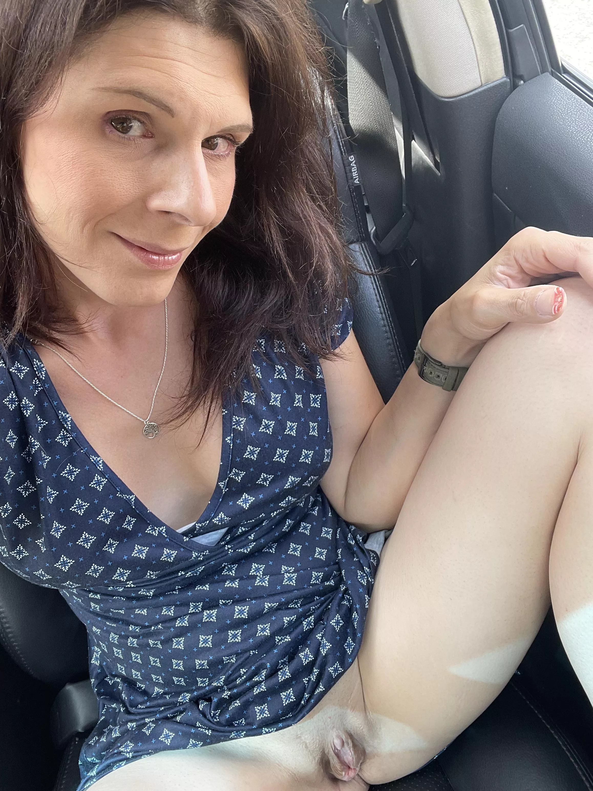 Summer isnâ€™t quite over yet and there are plenty of more seasons le[f]t for showing off my pussy(40)