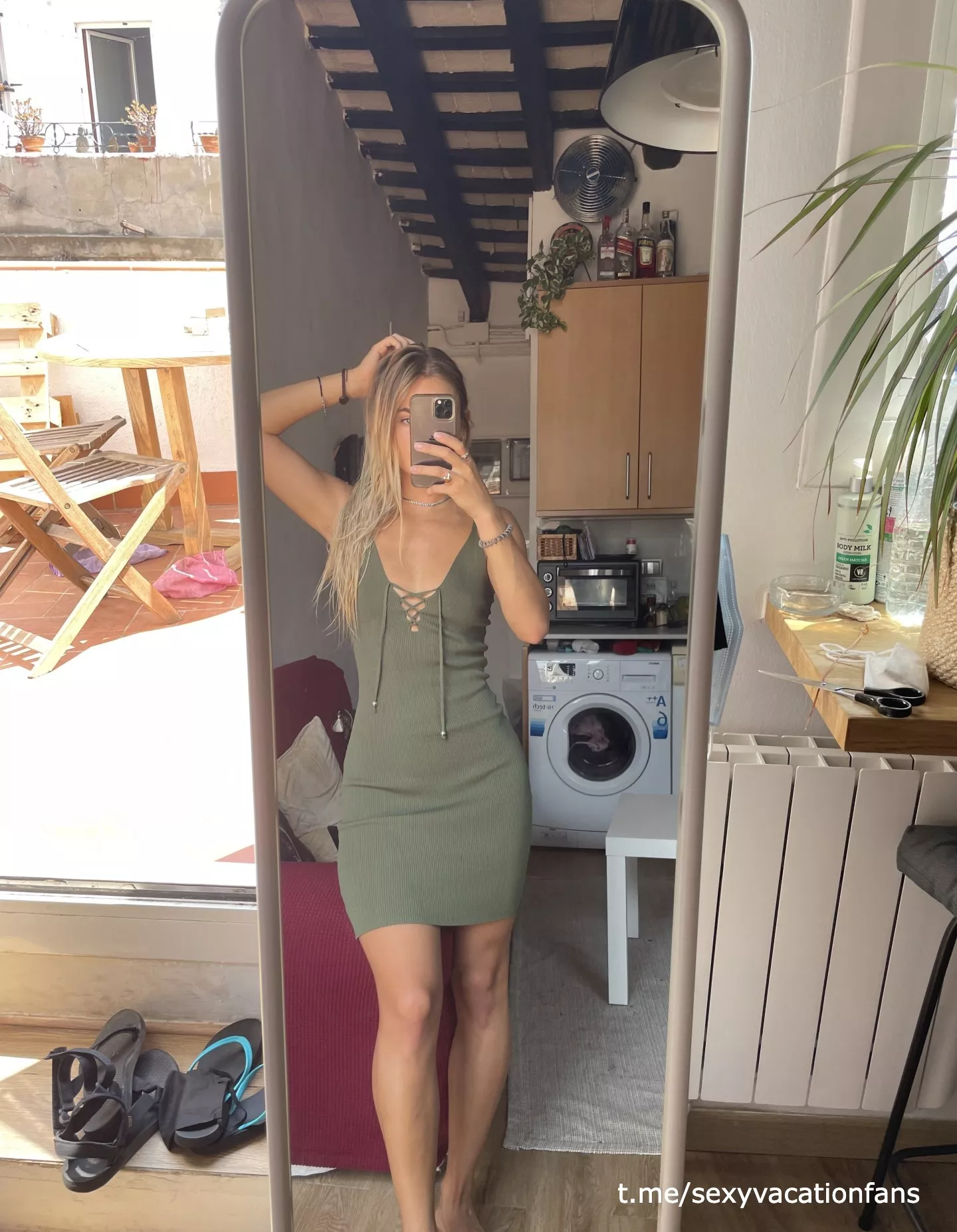 Tight dresses, tight pussy