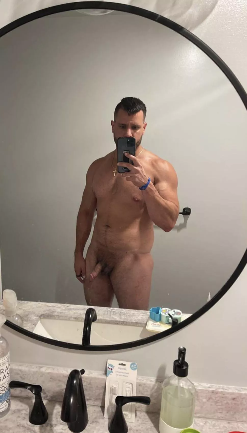 33[M] dad bod of two.. thoughts?