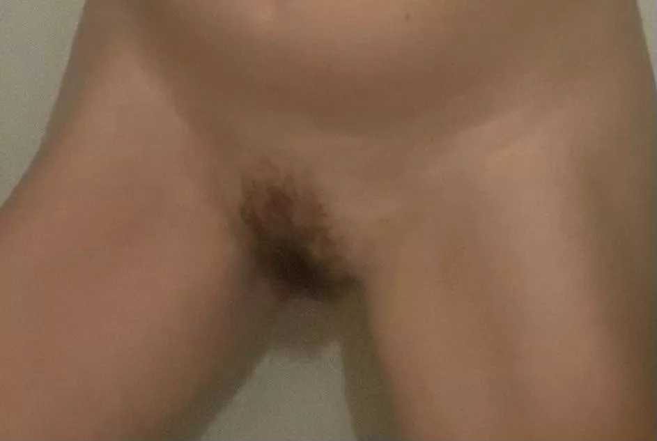 58 yr old mature milf mommy pussy for young cock or young bi couple