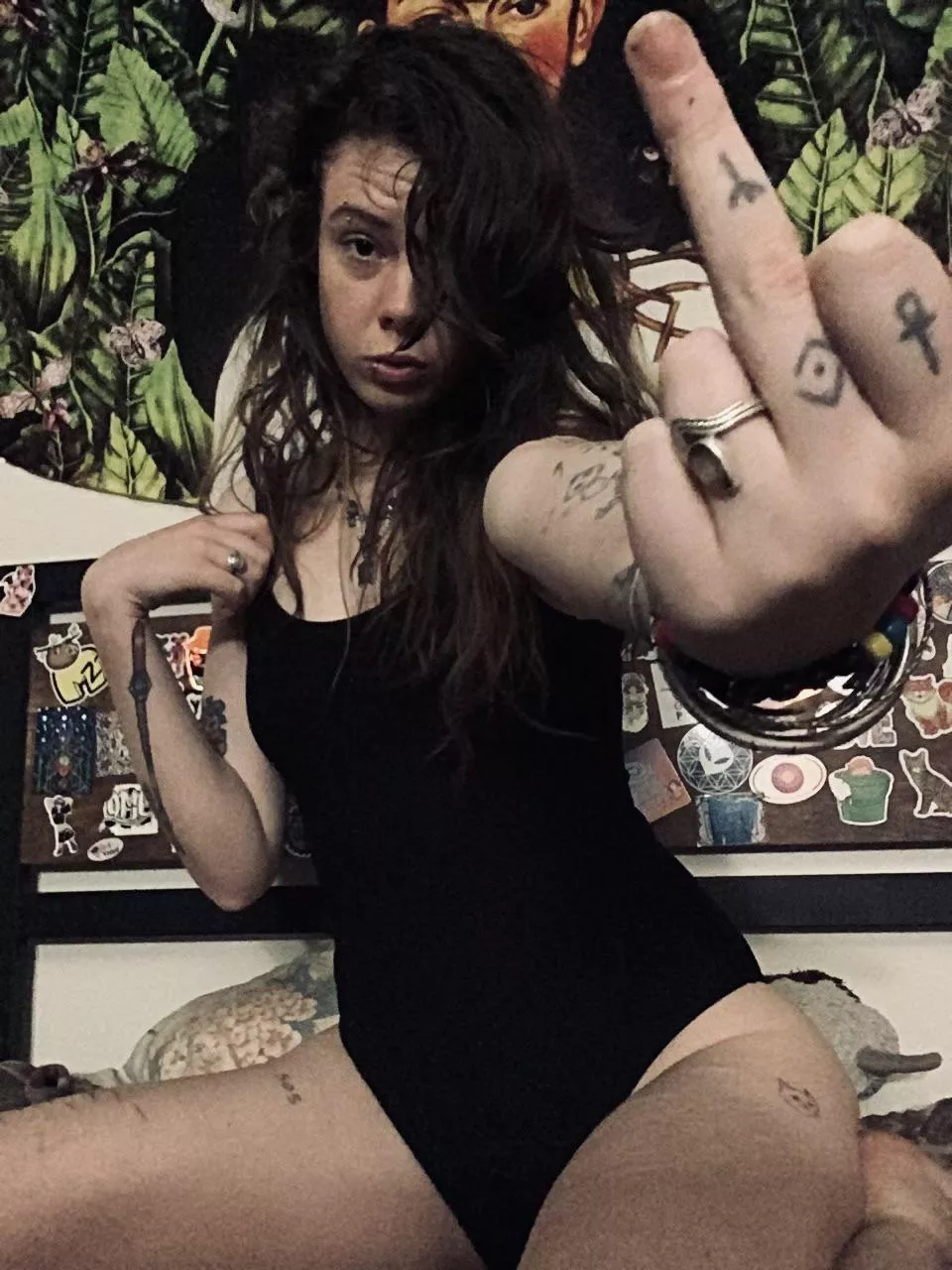 Bitch, I’ll walk you like a dog. 🦮😏🦴💦 [domme]