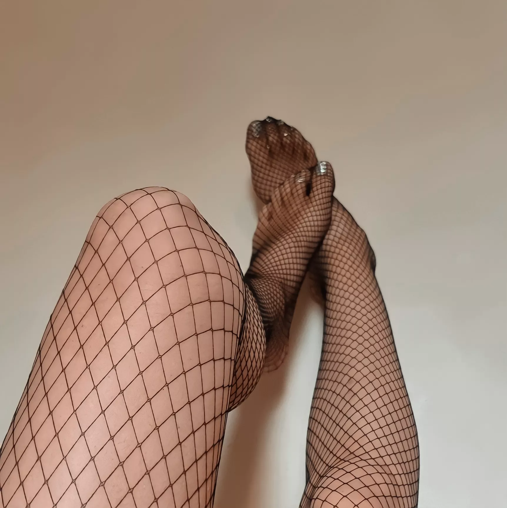 Do you like feet? Cum sub 💋😘