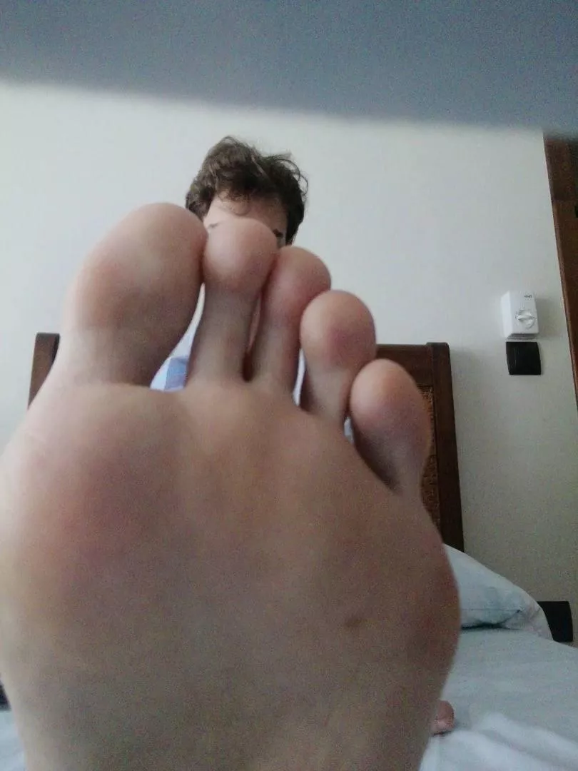 Do you like my foot?