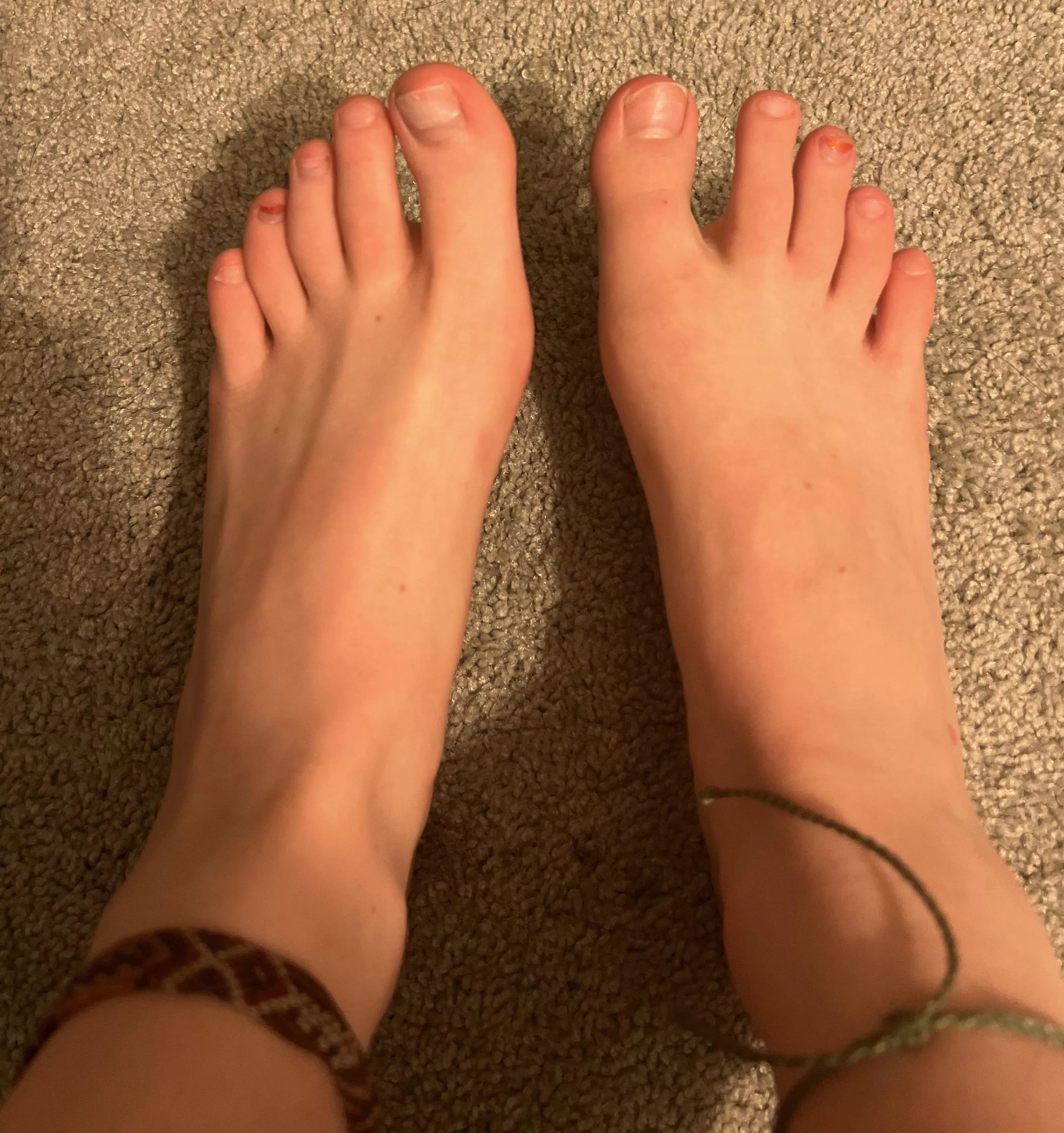 Gf wants to test the waters sharing her feet online