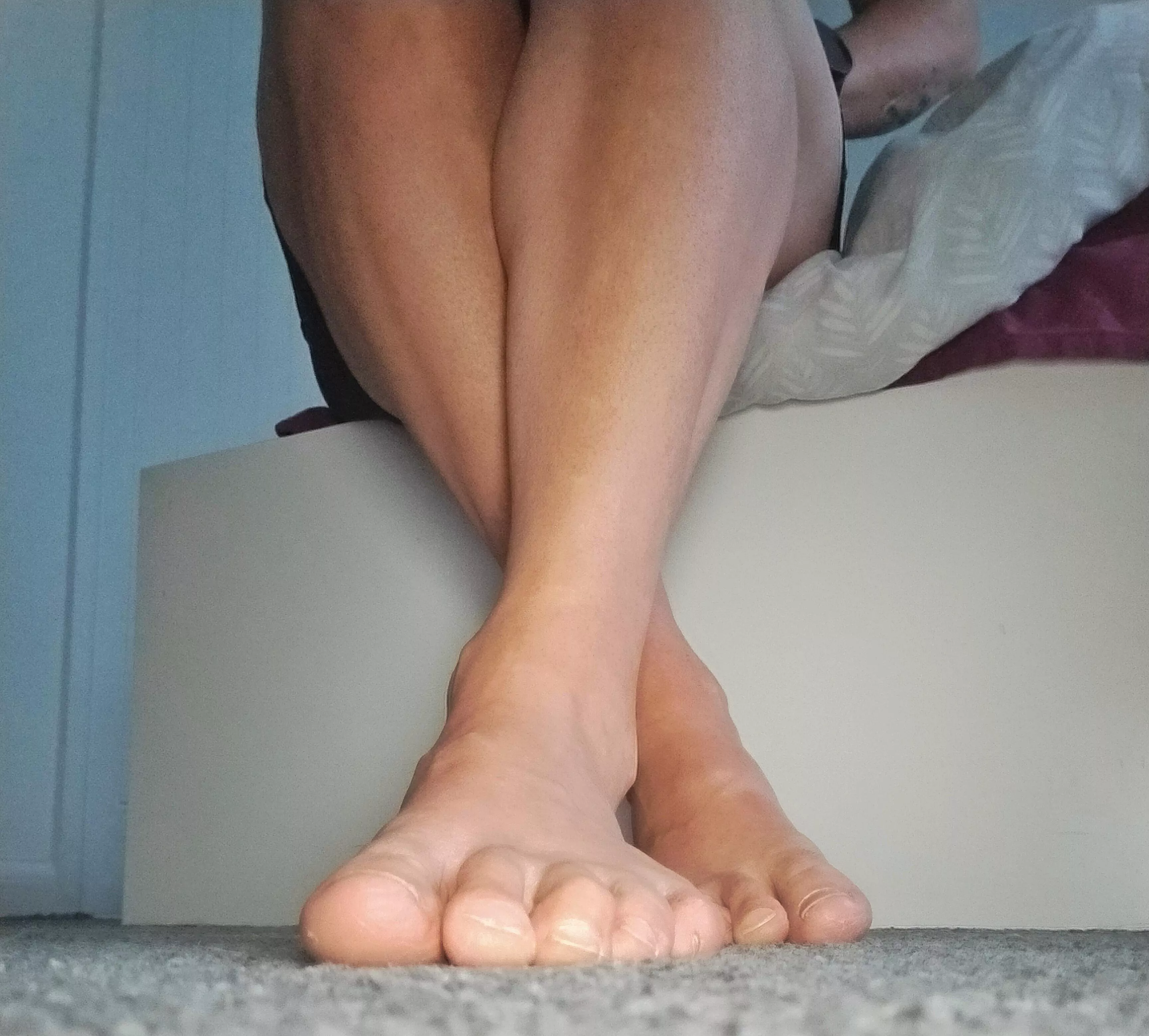 morning 🌄 who likes smooth feet 🥰