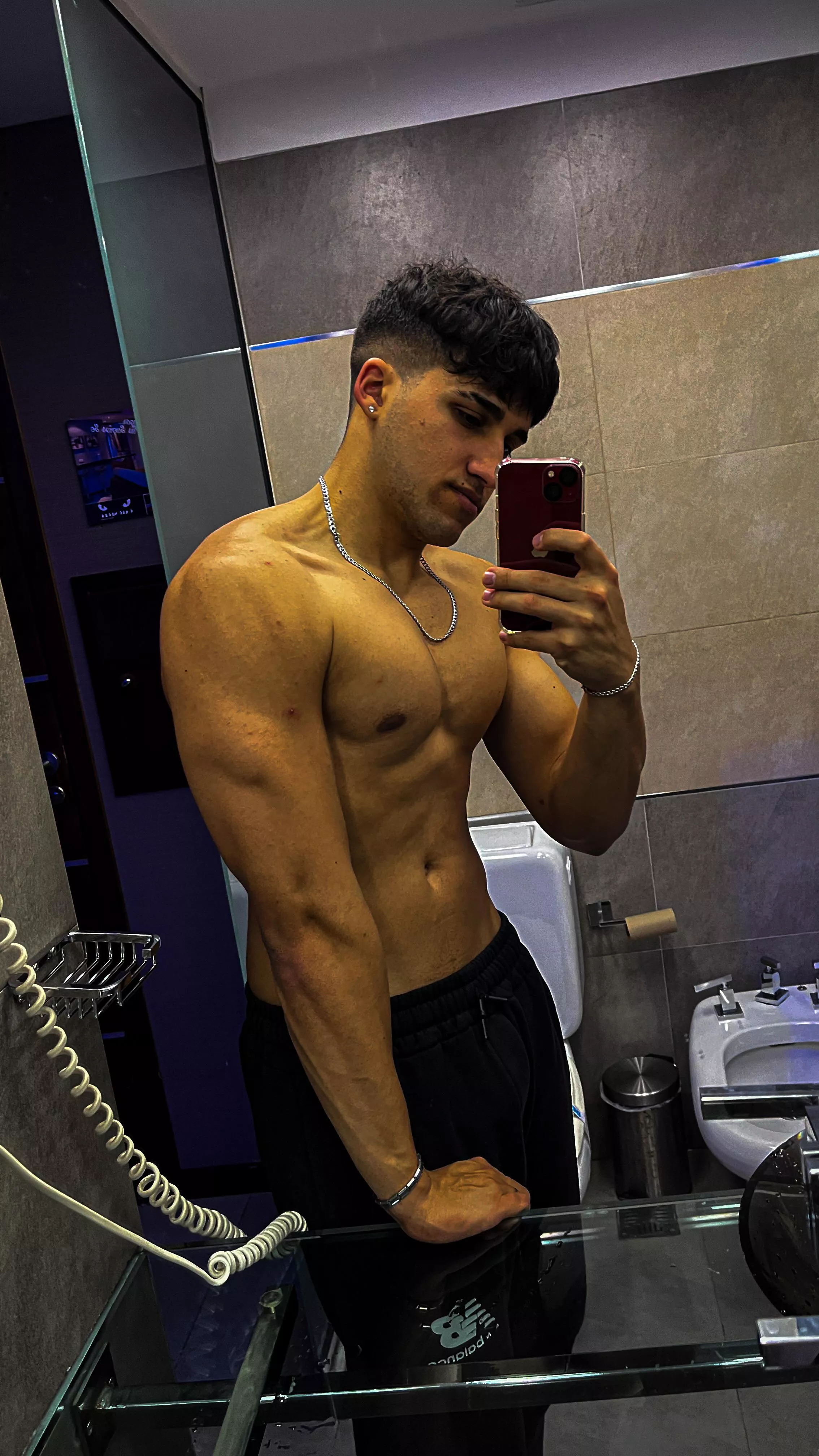 who wants to be my gymbro?