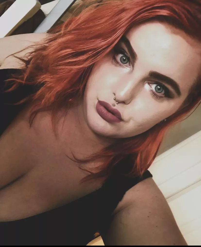 âœ¨September Special âœ¨ (Only 18 remaining!) - Only $3 for your first month ~ Daily Nudes/Videos ~ Extra Content ~ 1 to 1 chats ~ Dick Rates ~ All Kinks/Fetish friendly. Come see your favourite goth thot get naked and explore ðŸ˜ˆ (link in comments)