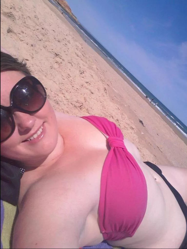 Beach day in pink