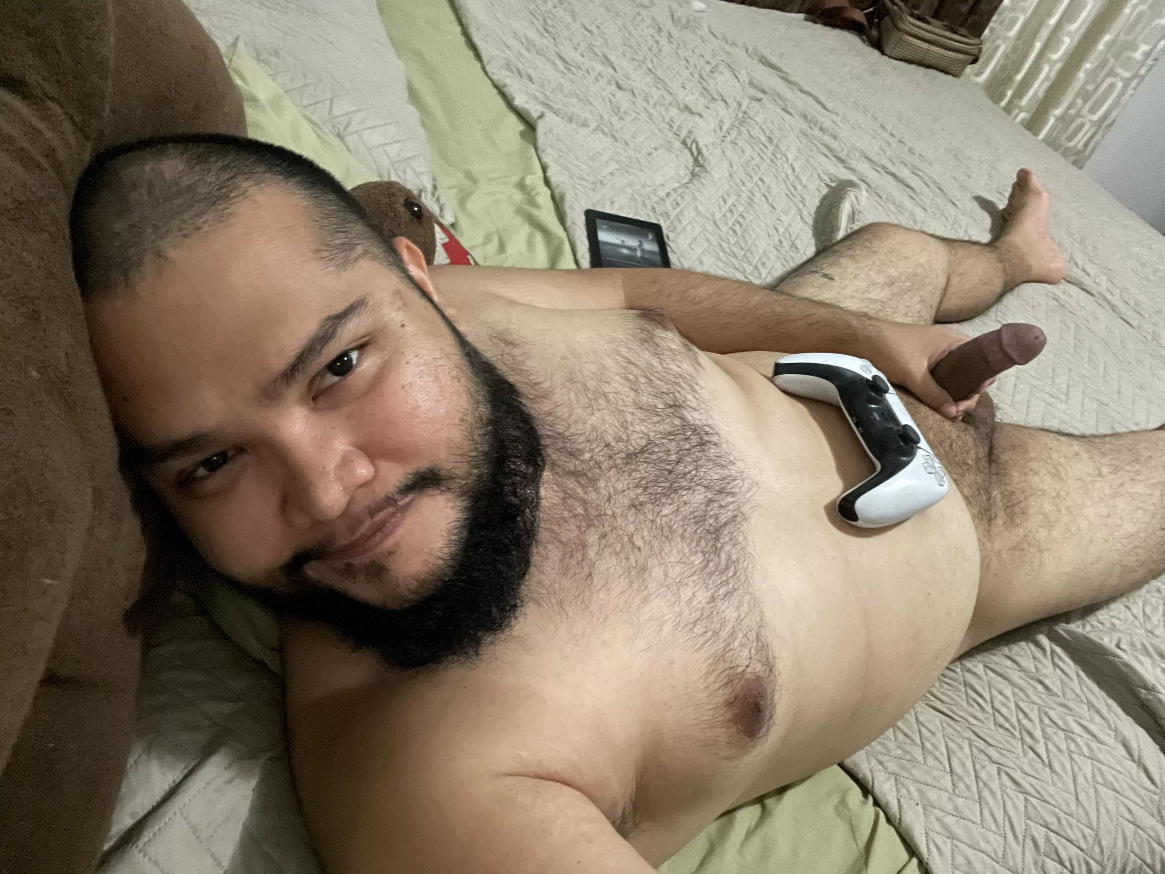 Just your average hairy gamer