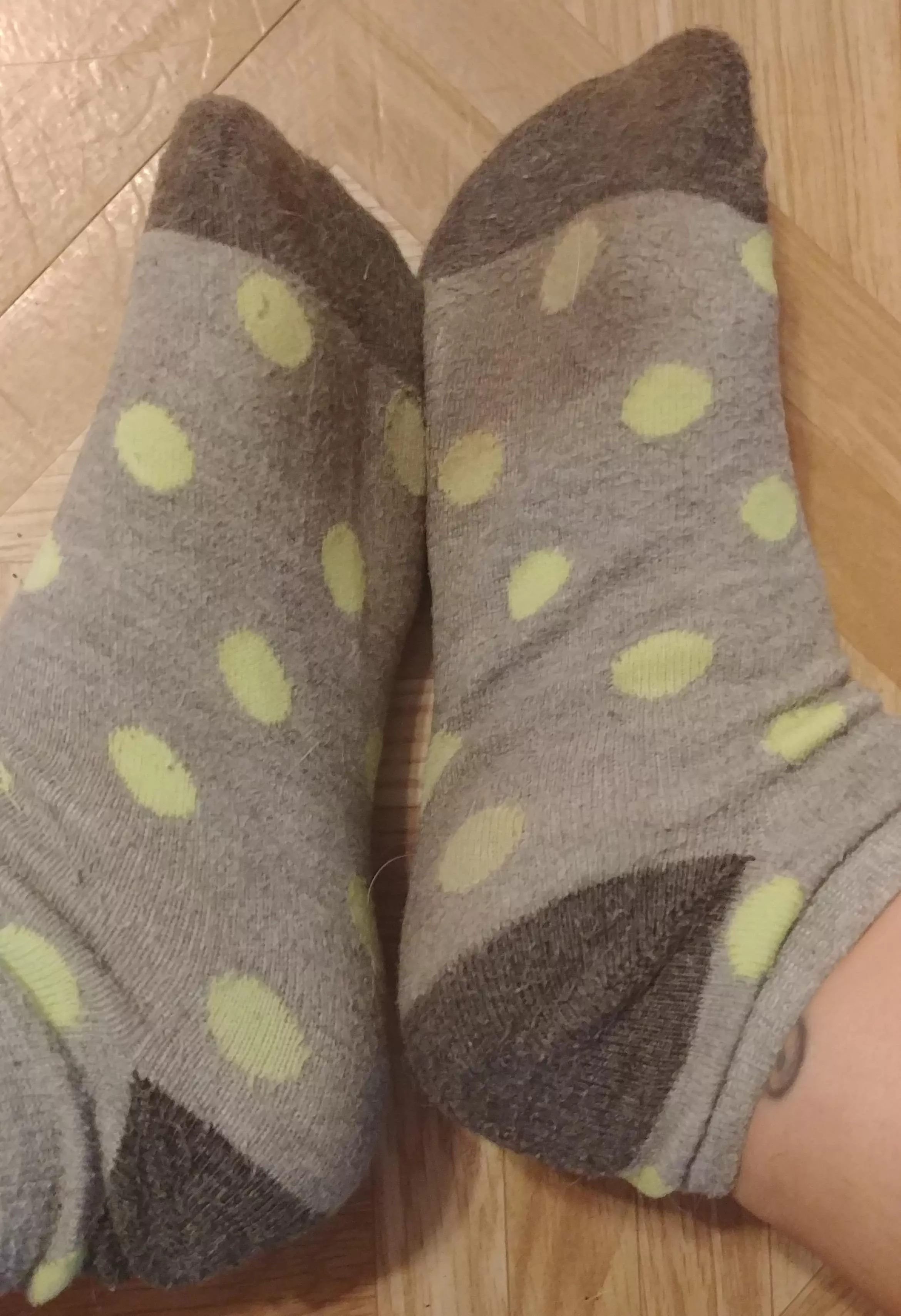 [selling] I'm om day 7 of wearing these during my busy serving shifts! Message me to claim!