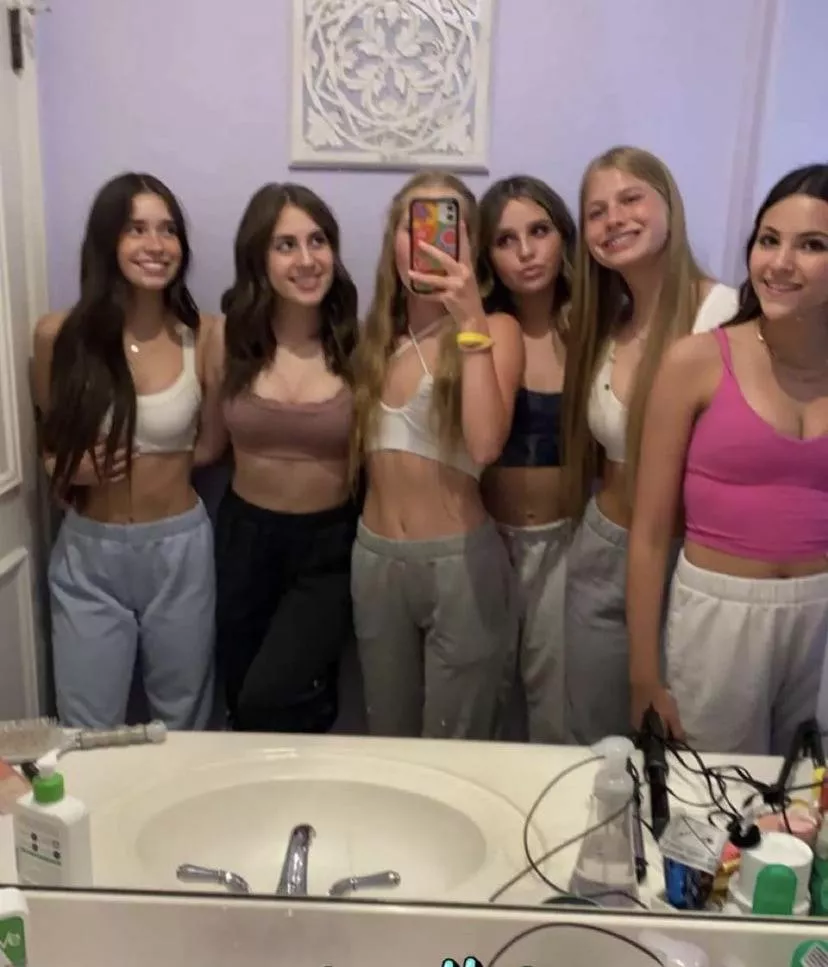 Casual girls [6]