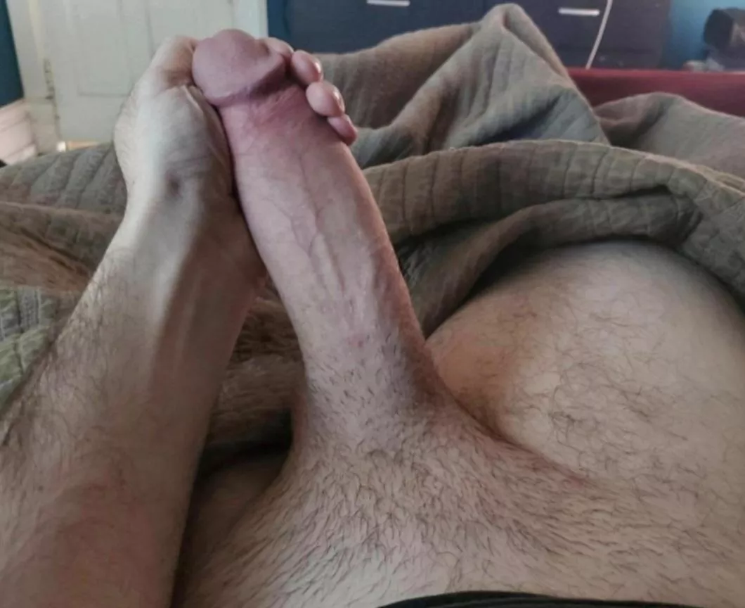 Does anyone here like thick cocks?ðŸ˜ˆ