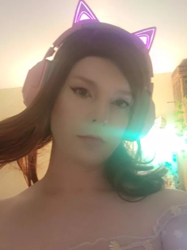 Sissy going live!!! sofidoll69