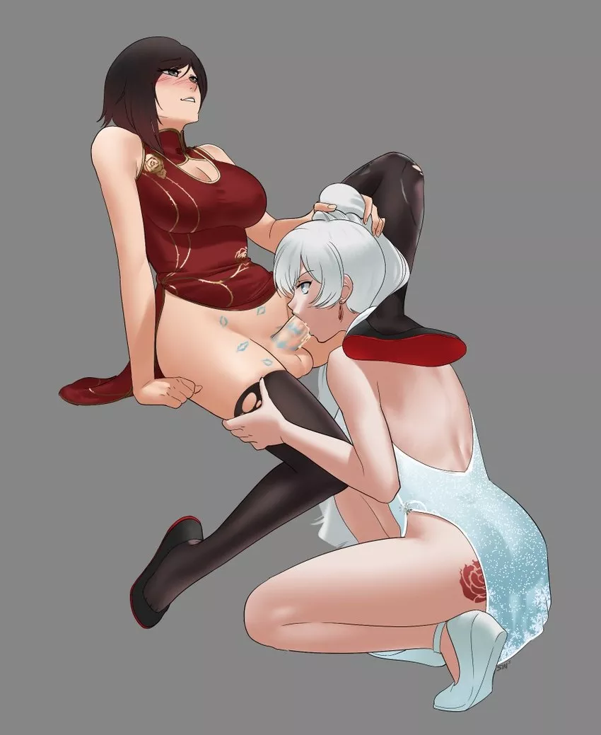 Weiss on her knees for Ruby (sinccubi)