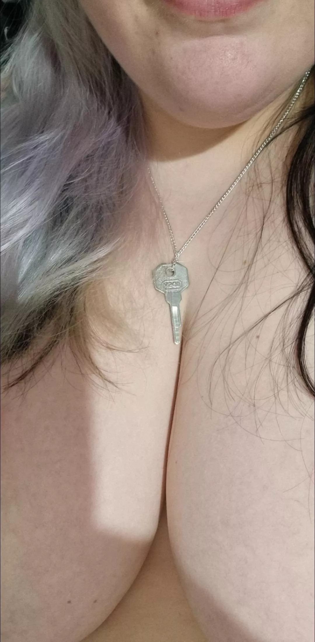 His key fits so well in my boobs 🥰