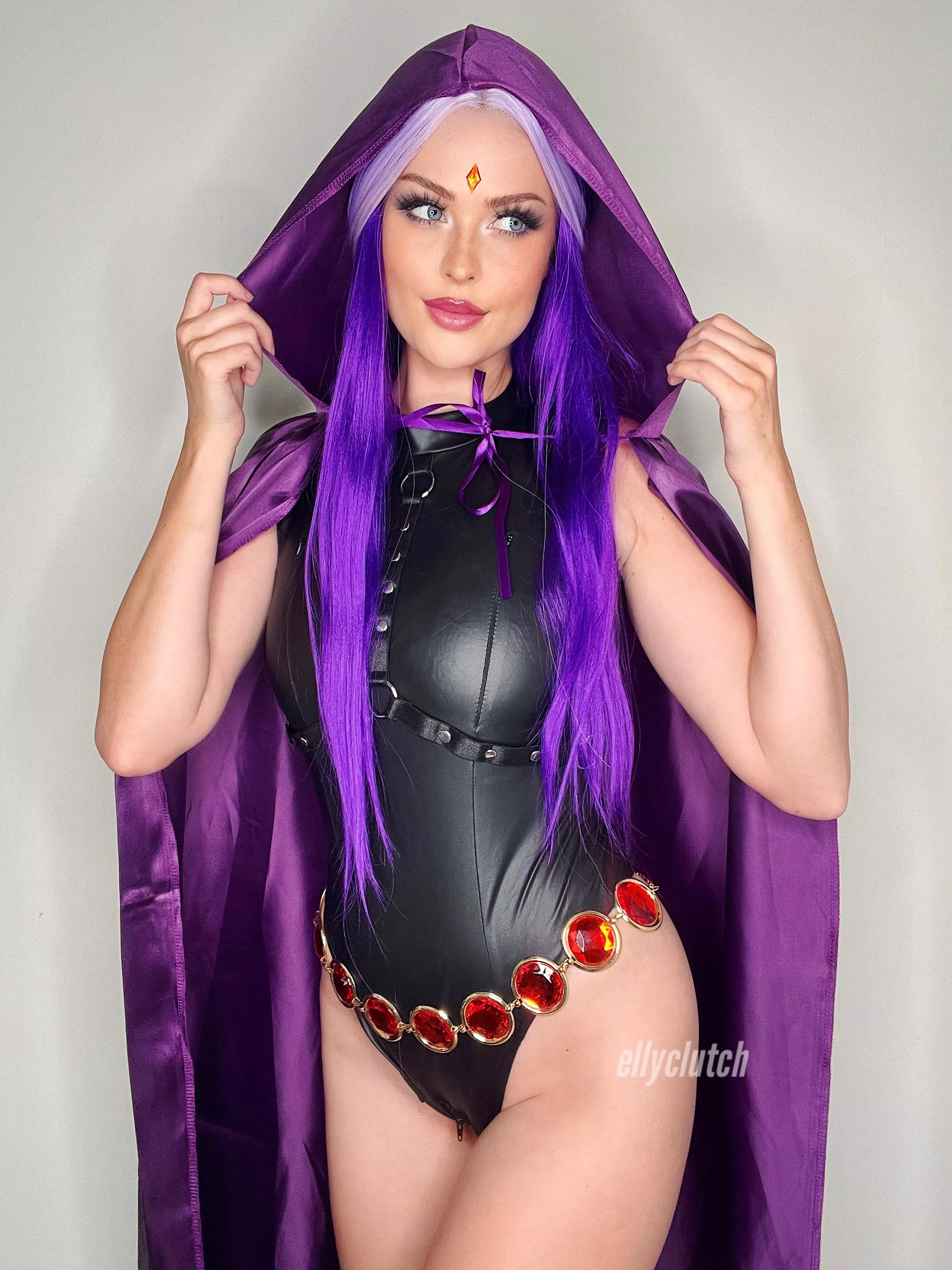 Raven from Teen Titans by Elly Clutch