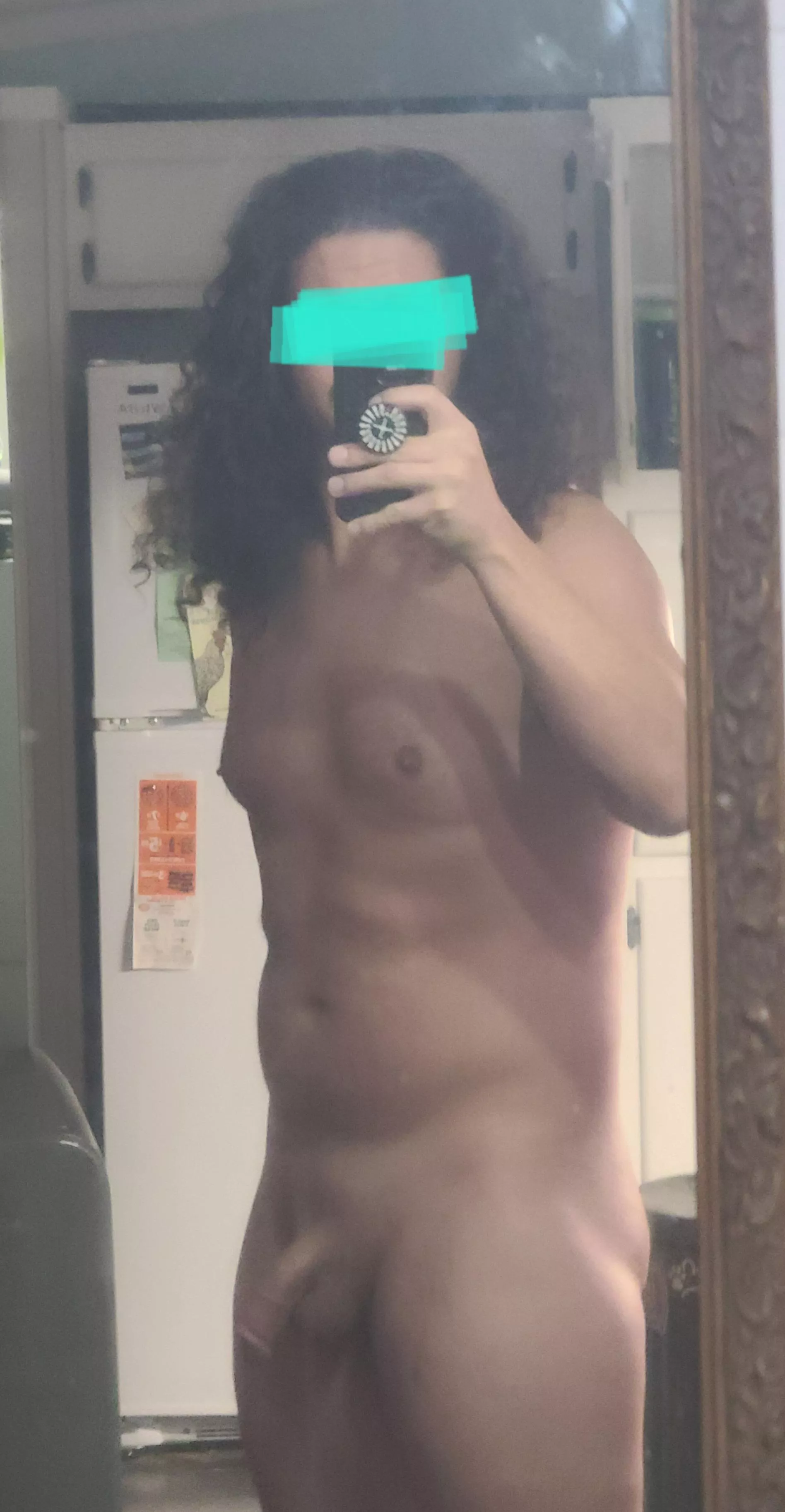 want to co(m)e hang out naked? 31m oc