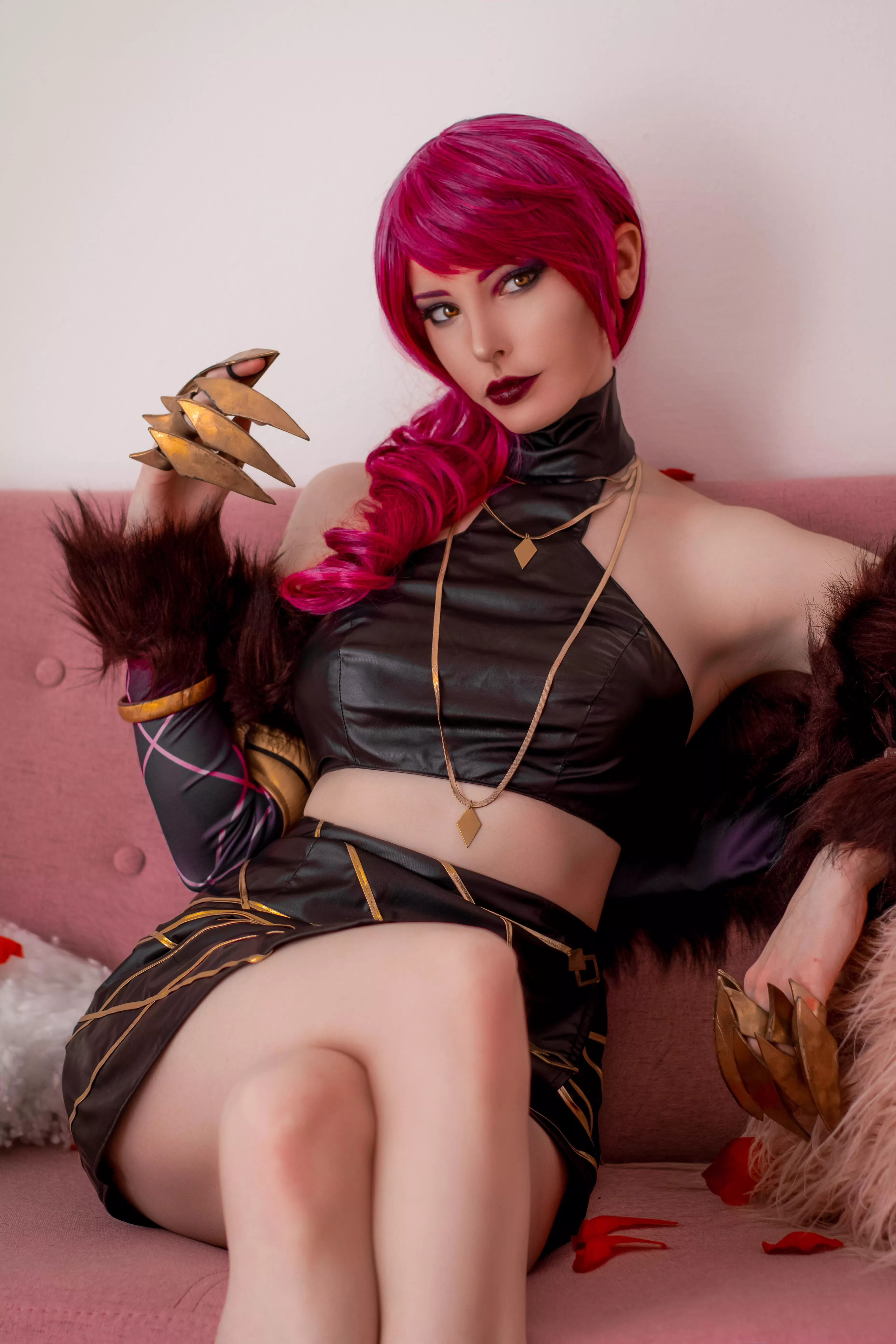 Evelynn from League of Legends cosplay by Lilly Bakamoto (self)