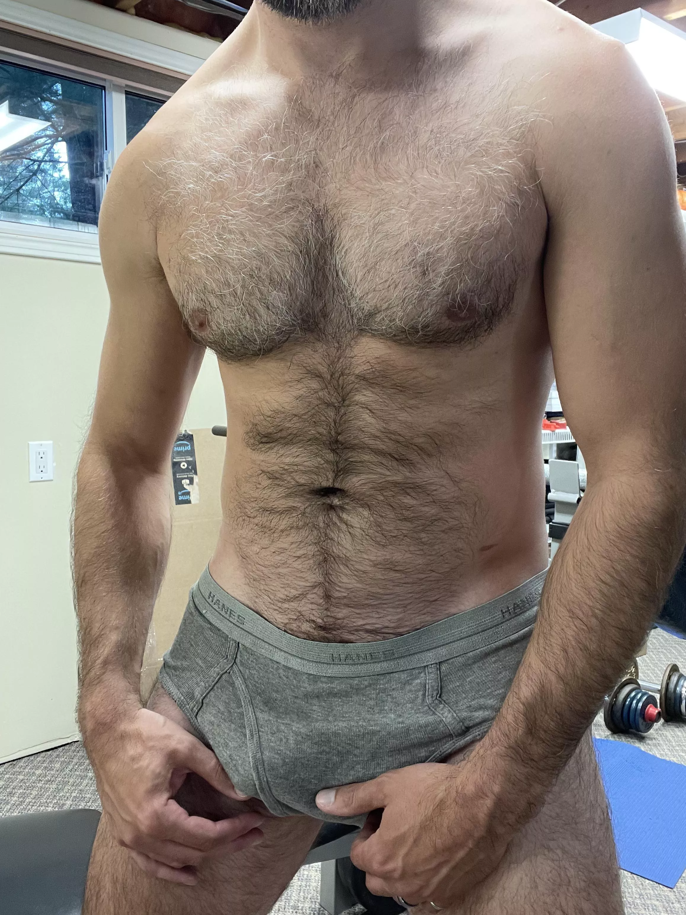 Hairy V marks the spot.