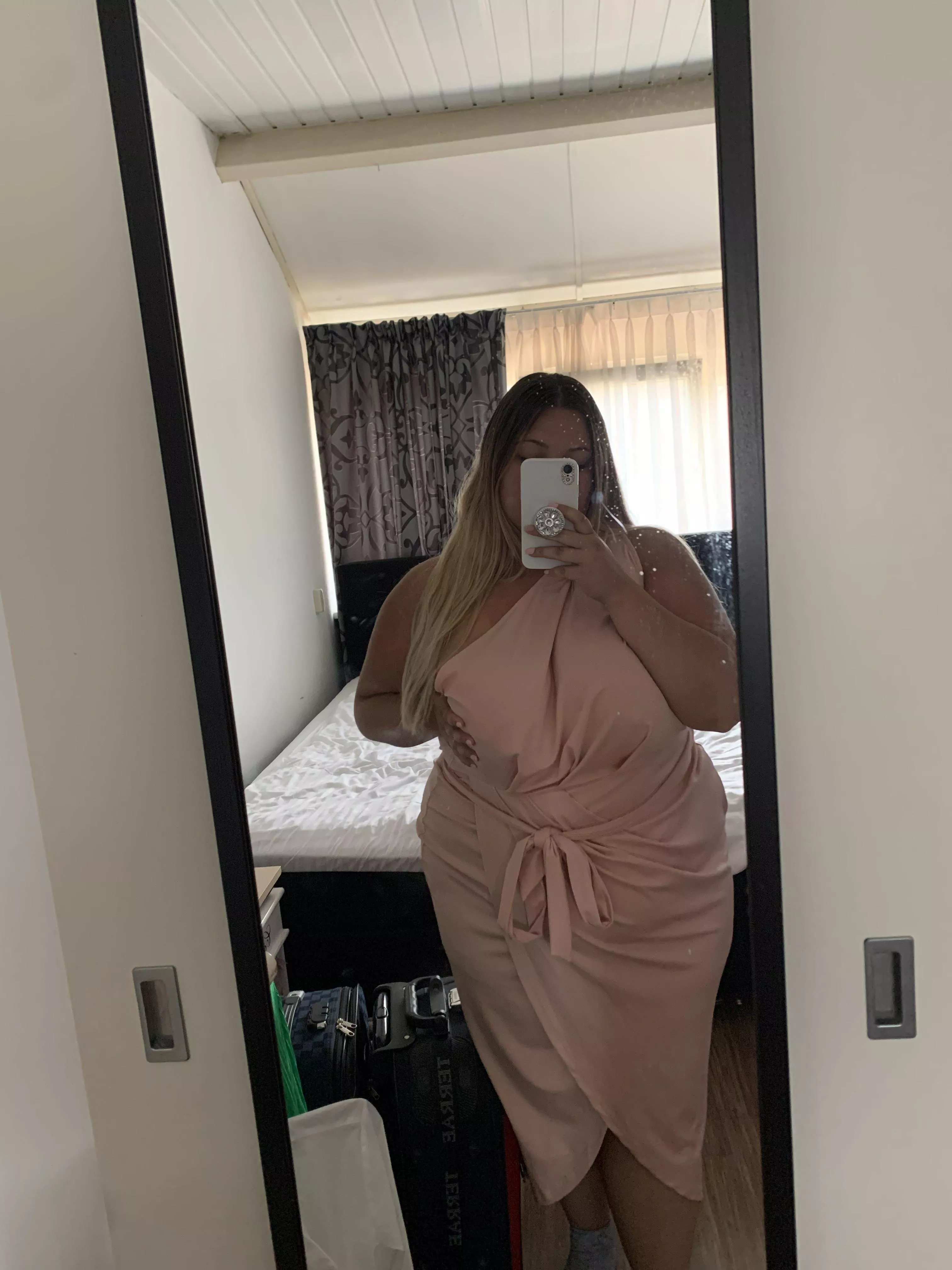 Like non nude hot bbw content? Link below