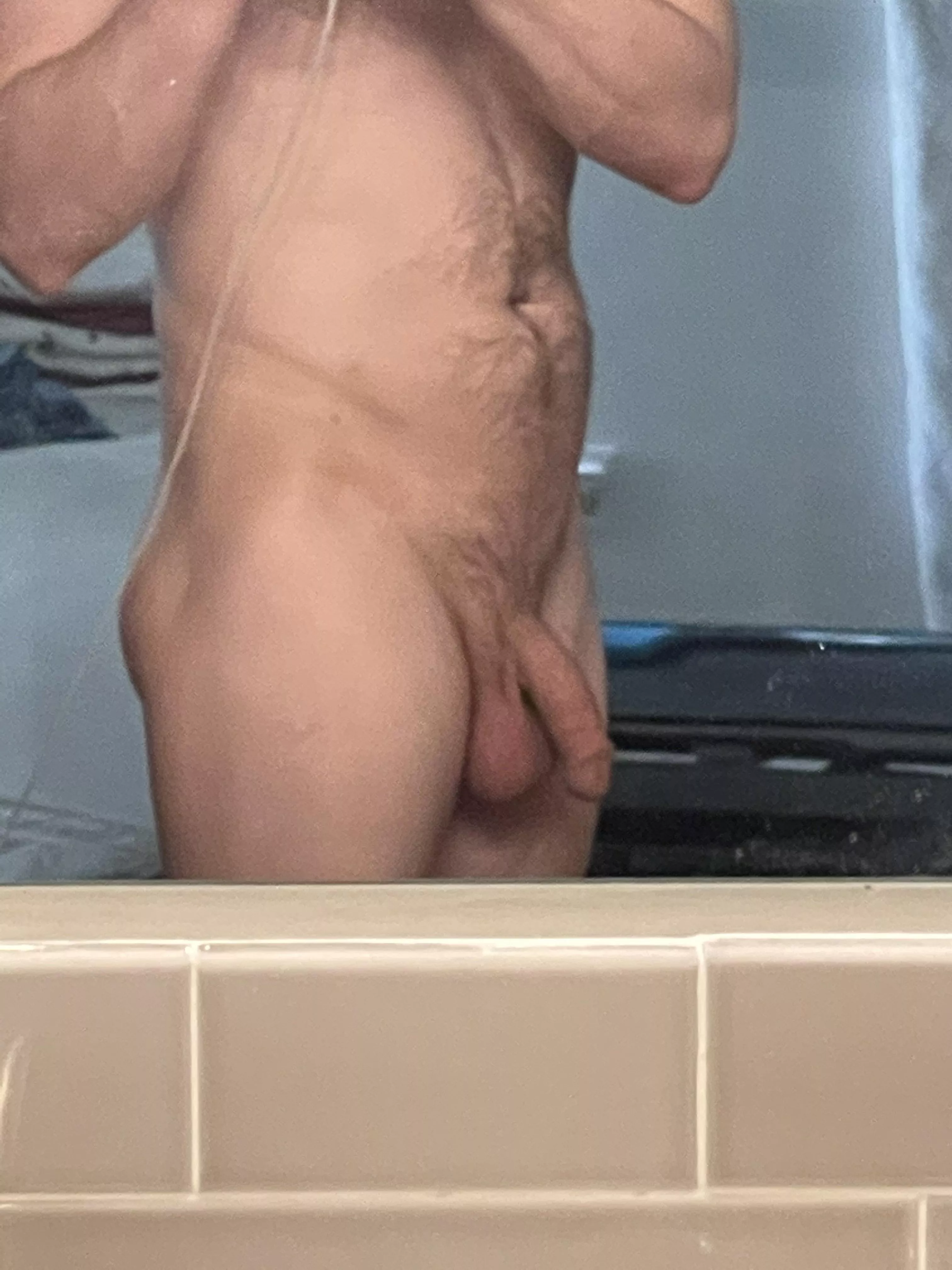 M34. 5’10”. 170lbs