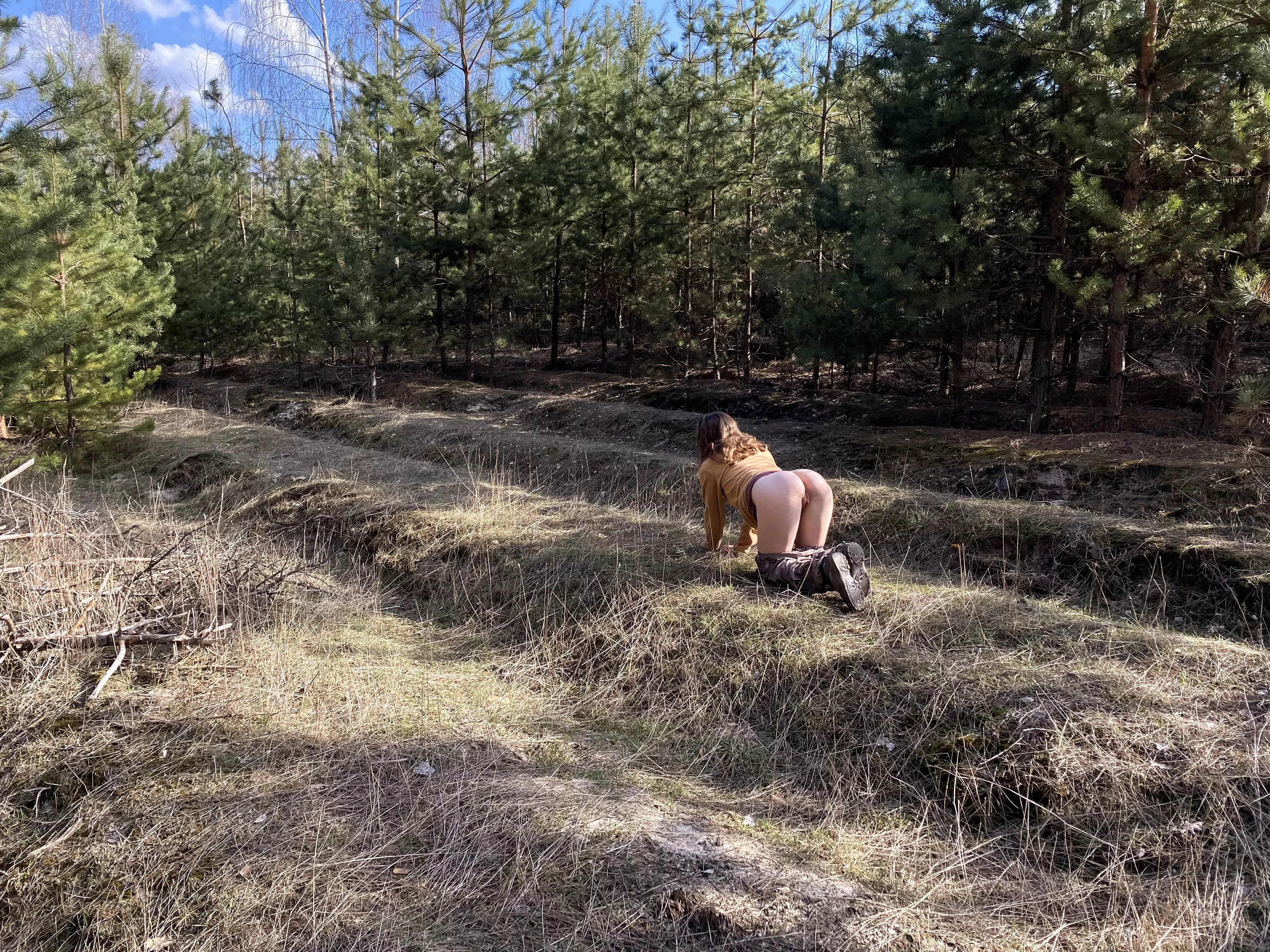 Showing off my naked butt in nature makes me feel so alive [IMG]