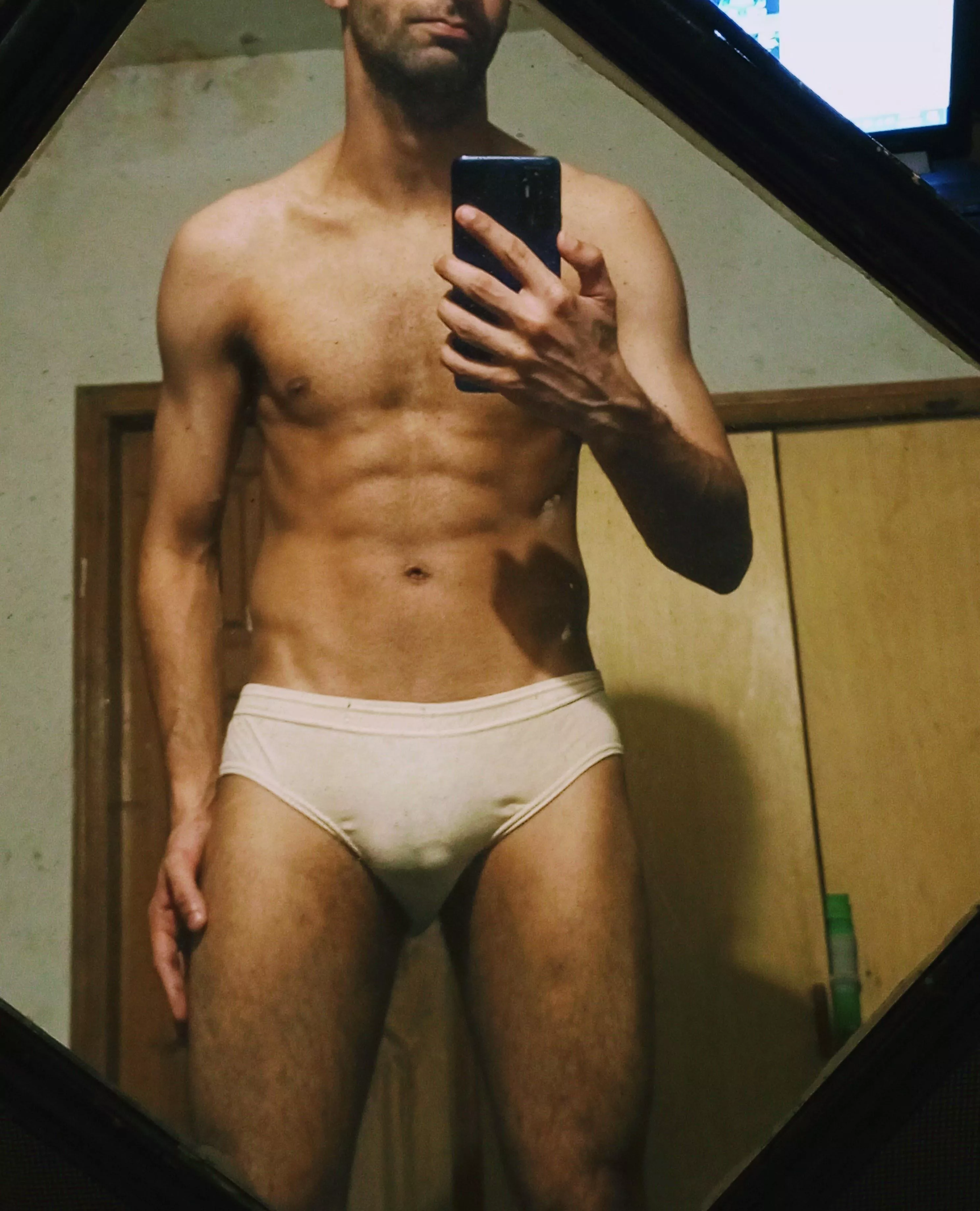 24 M. DM me with your pictures in briefs! ðŸ˜