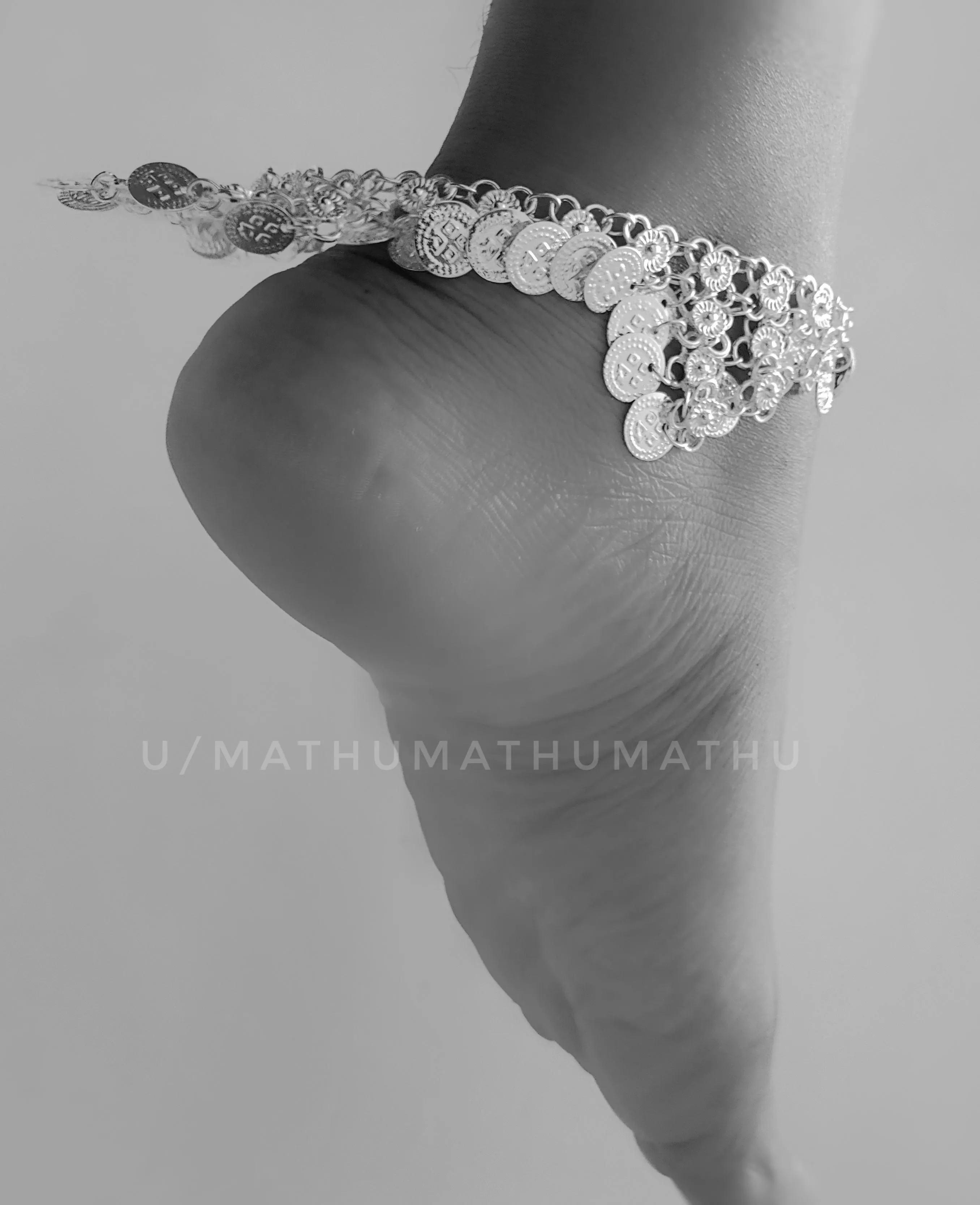 Anklet Love â¤ï¸ in BW (OC)