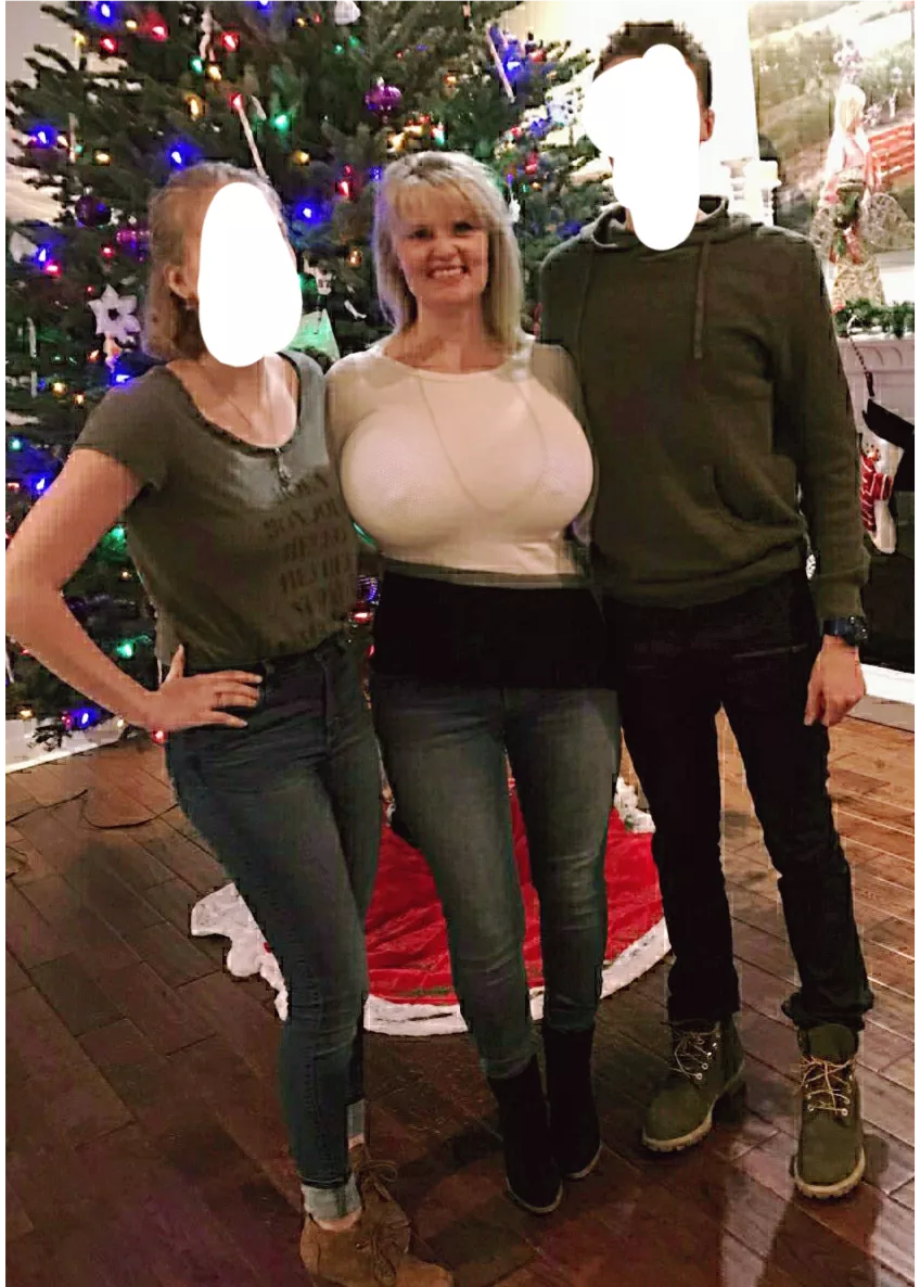 Dating App Milf at Christmas