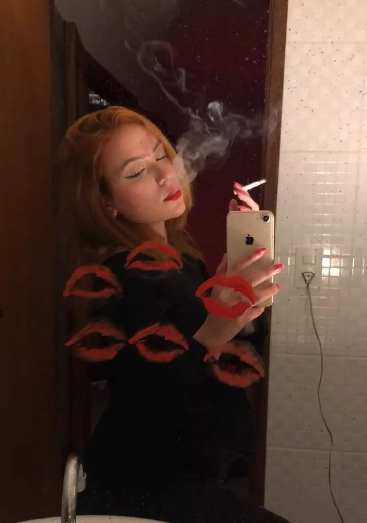 do I look sexy smoking? â¤ï¸