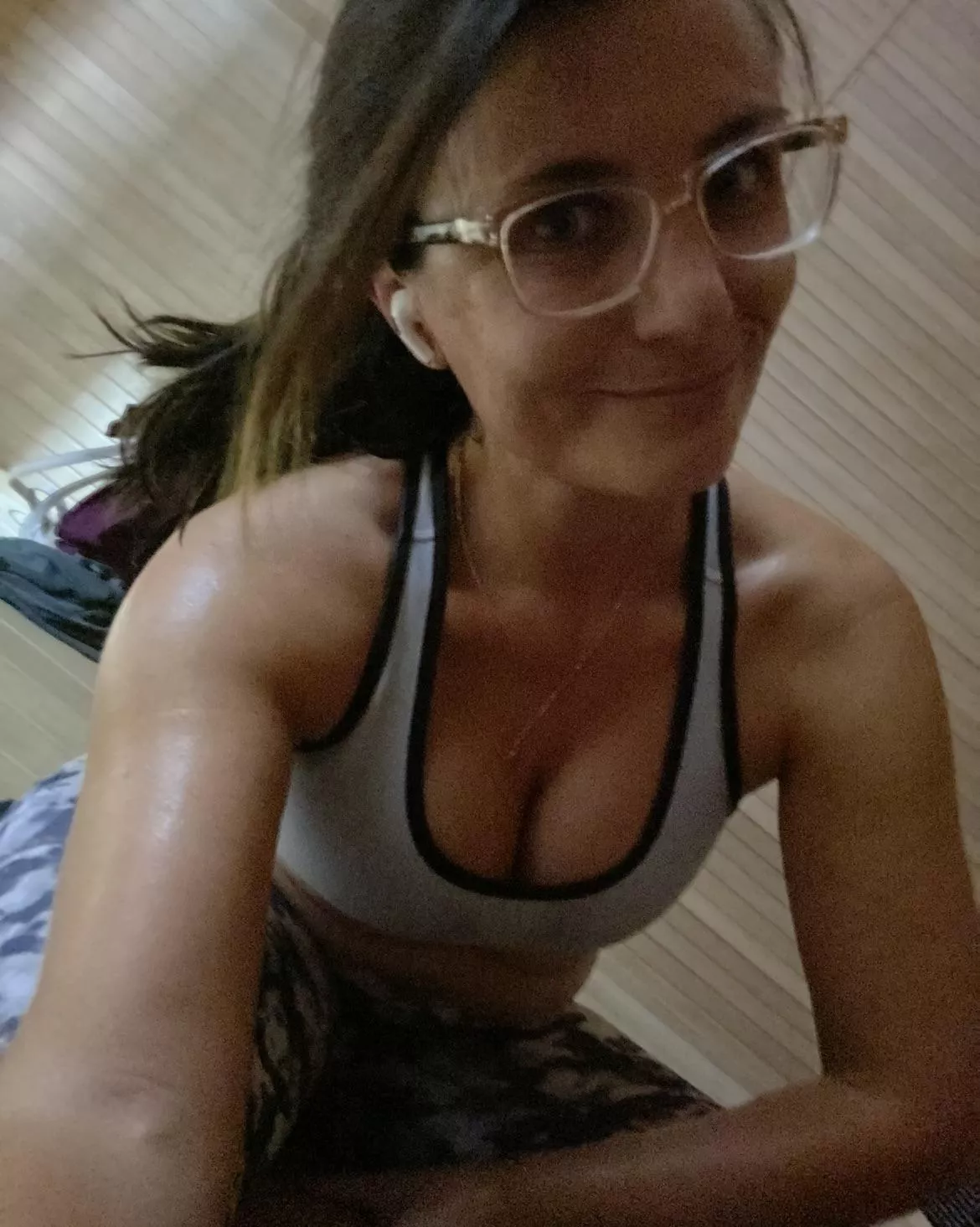 F44- sweaty workout tonight!