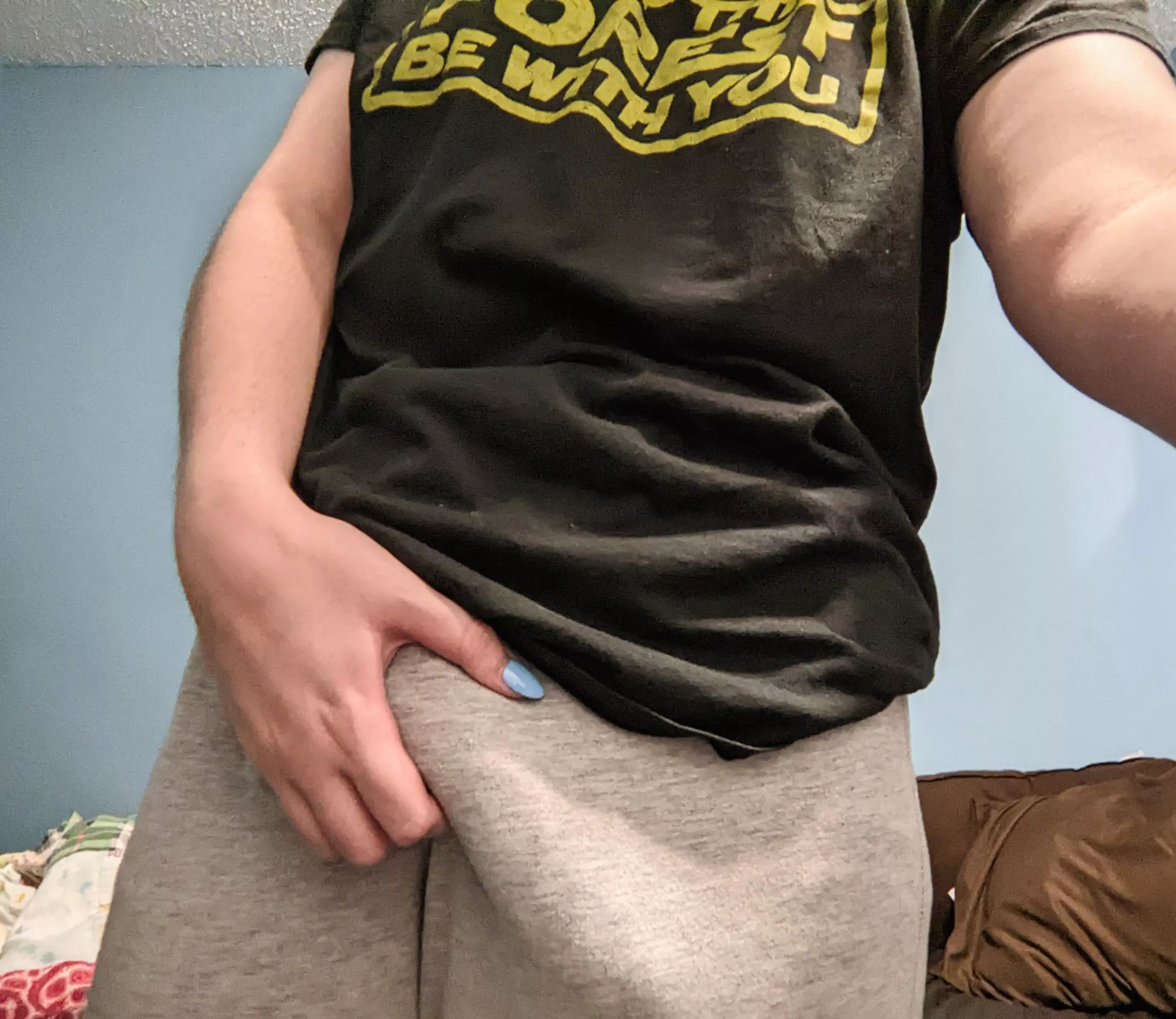 Hidden in grey sweatpants 🍆