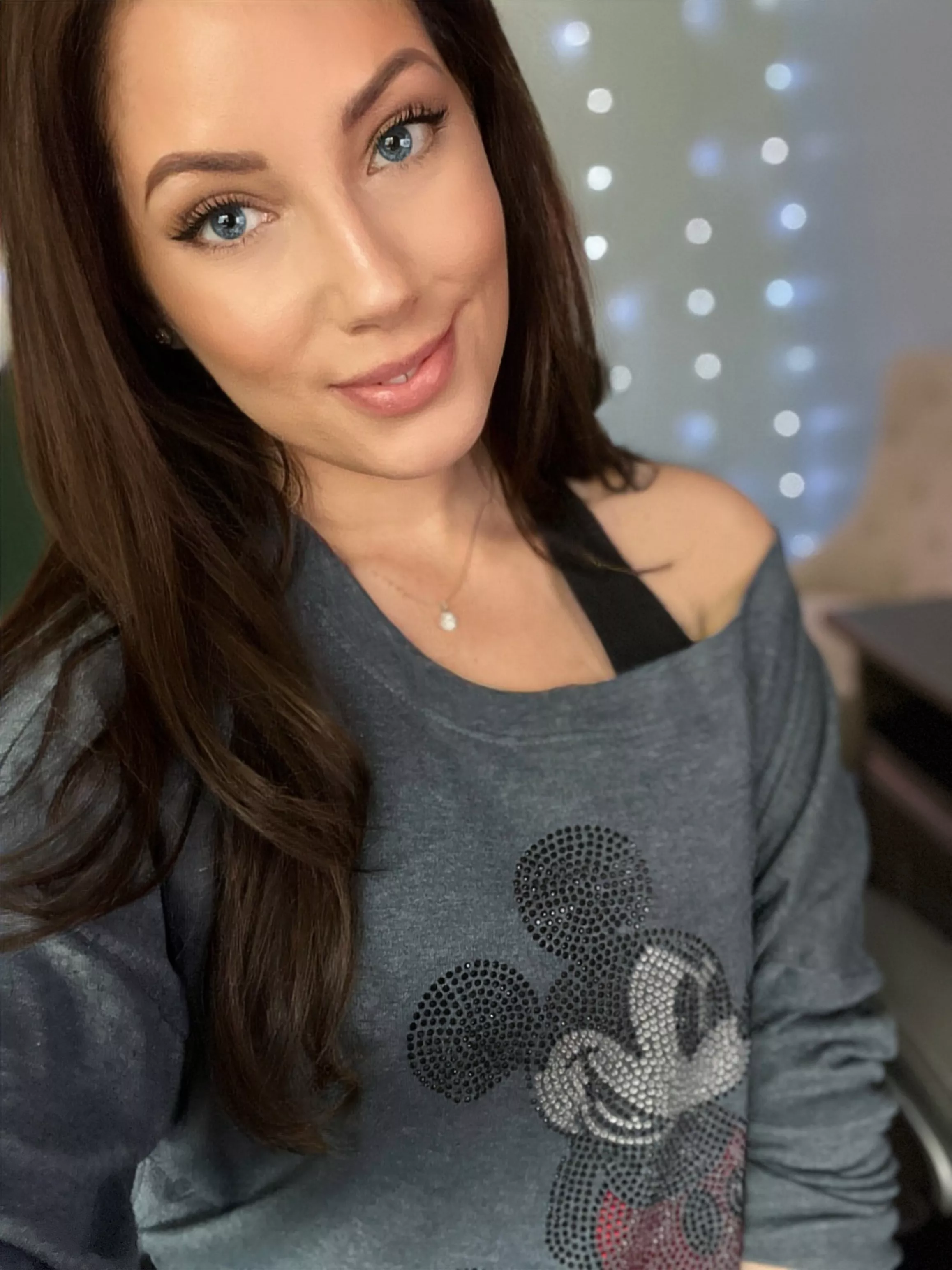 I love mickey [f]