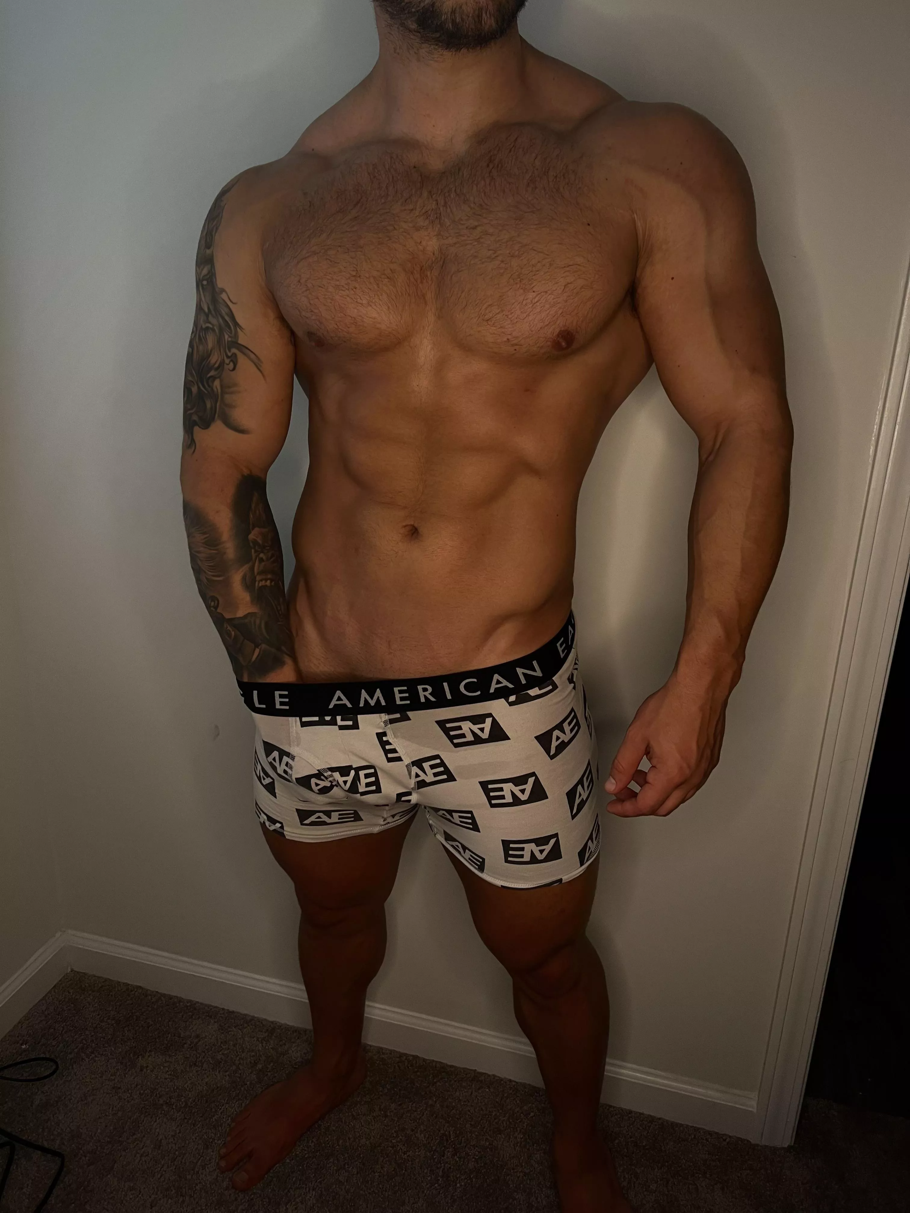 [m] Could really use a hand getting ready for the gym