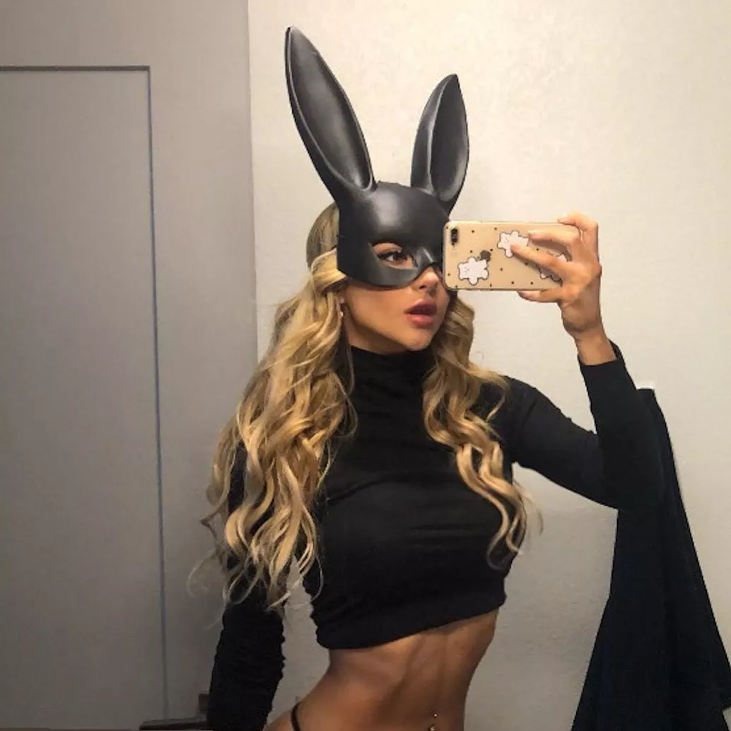 Mirror Selfie Bunny