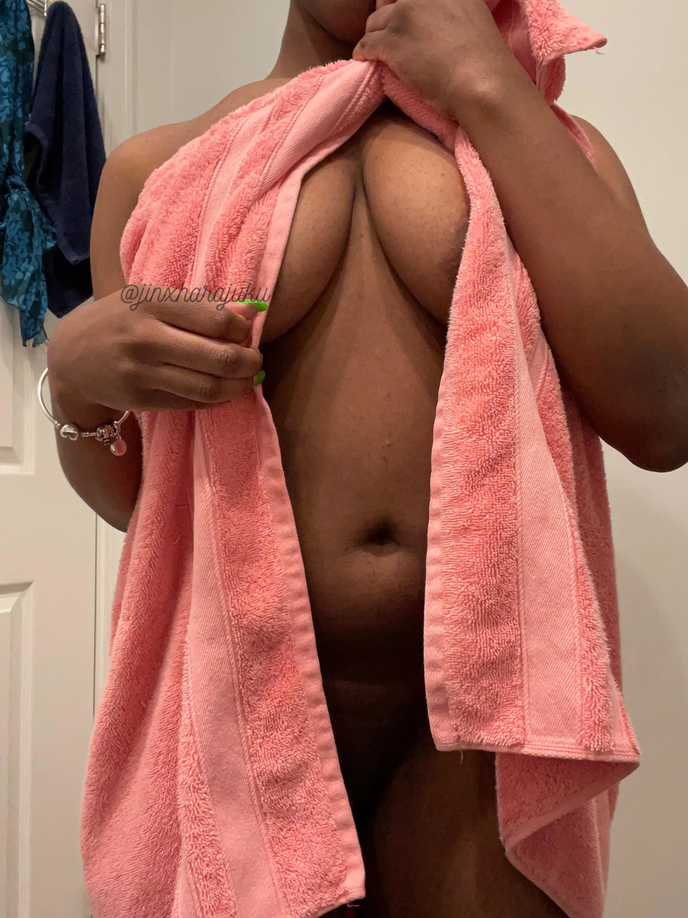 [OC] Should I drop the towel babe?