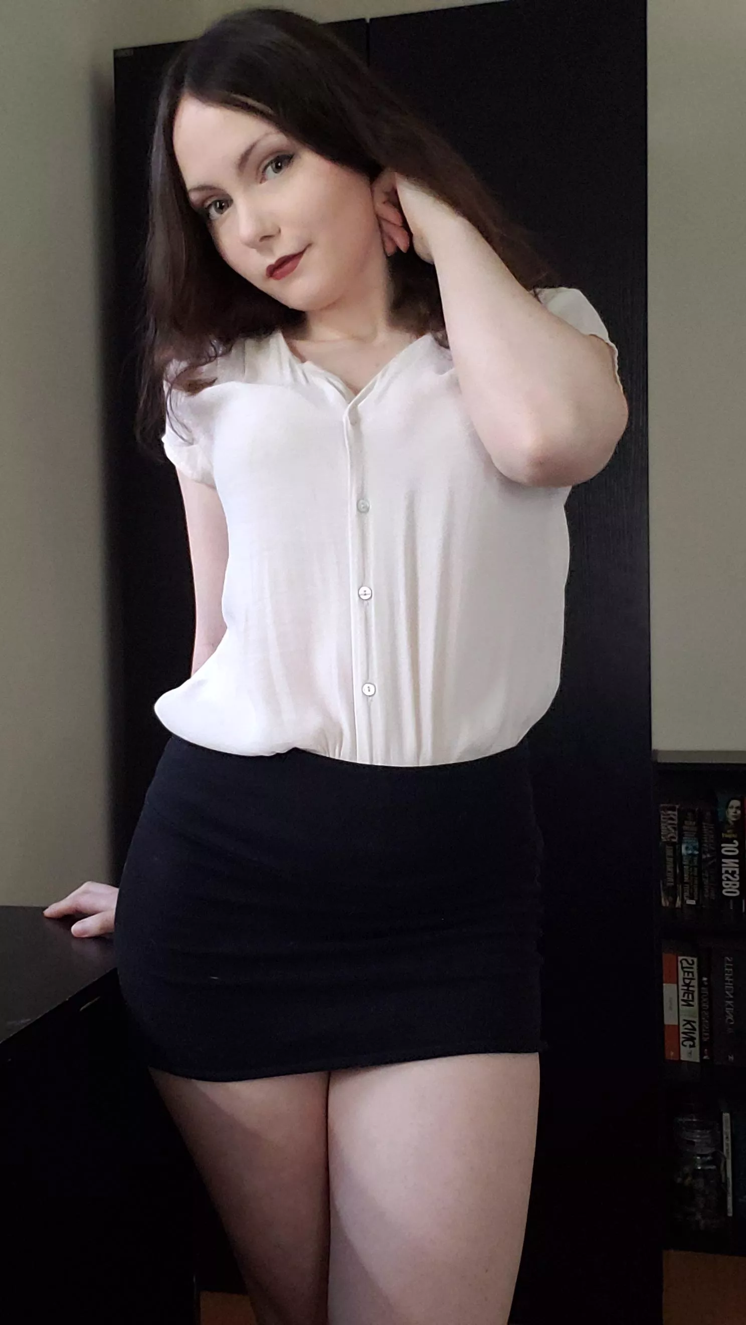 Sexy secretary vibes