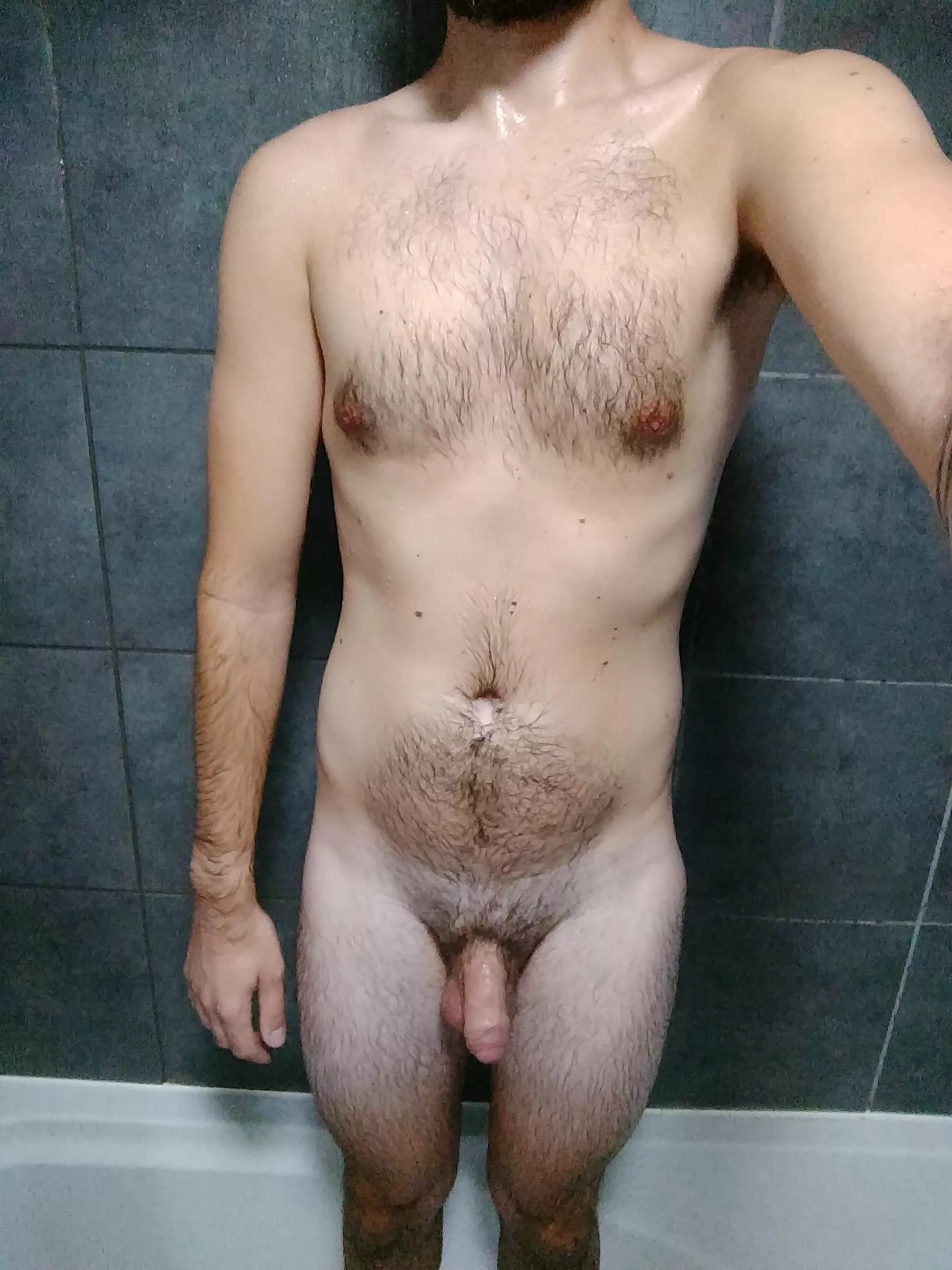 27/6ft1/11st 10lbs After shower