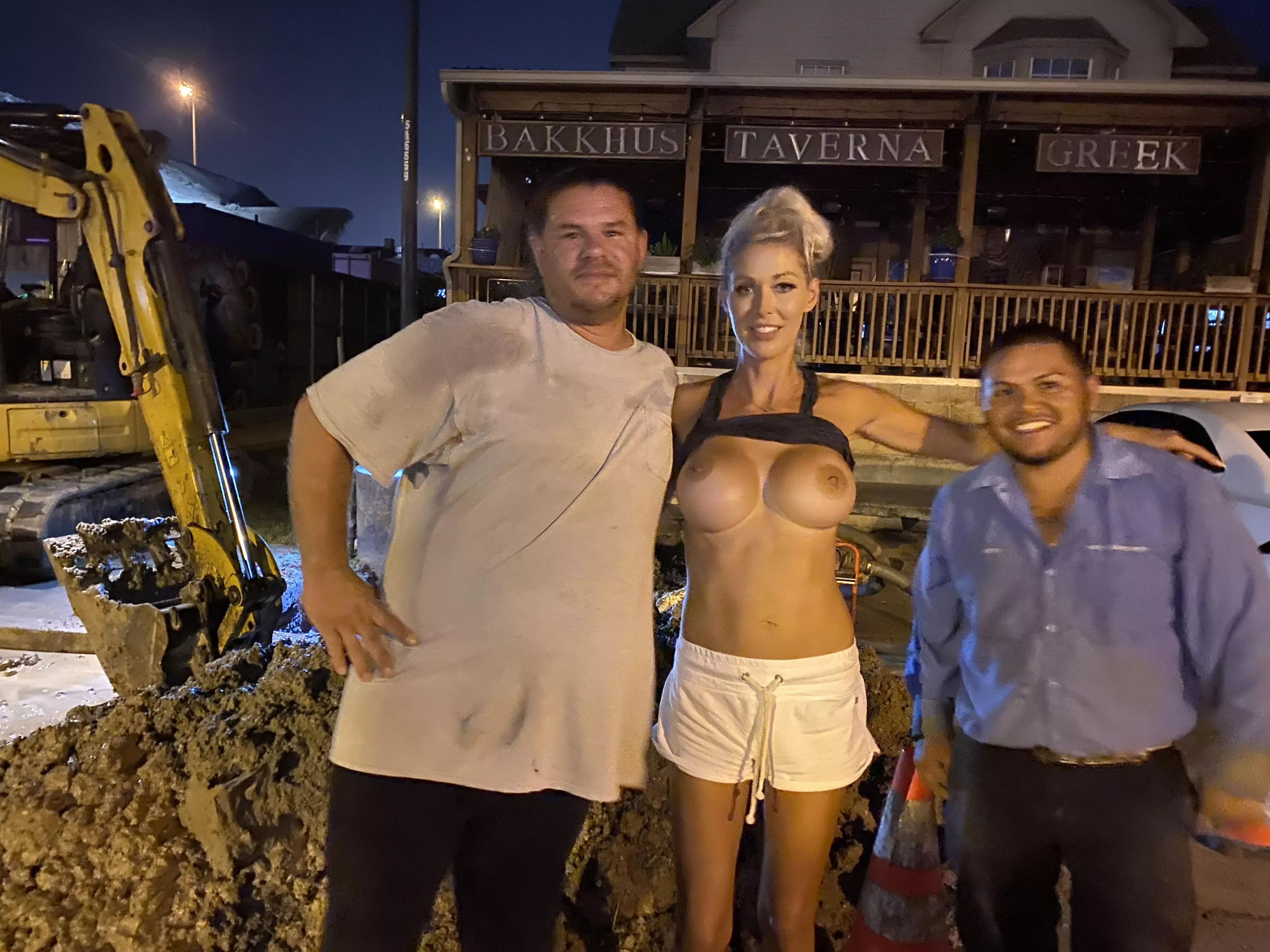 Asked a couple of construction workers to pose with me after flashing them! Posted the vid on my Sub, r/HollyHotwife ðŸ˜˜