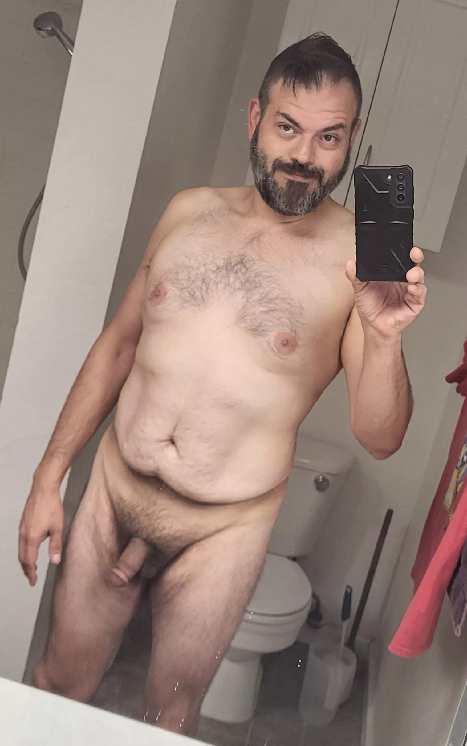 Bear daddy. 40. DMs always open.