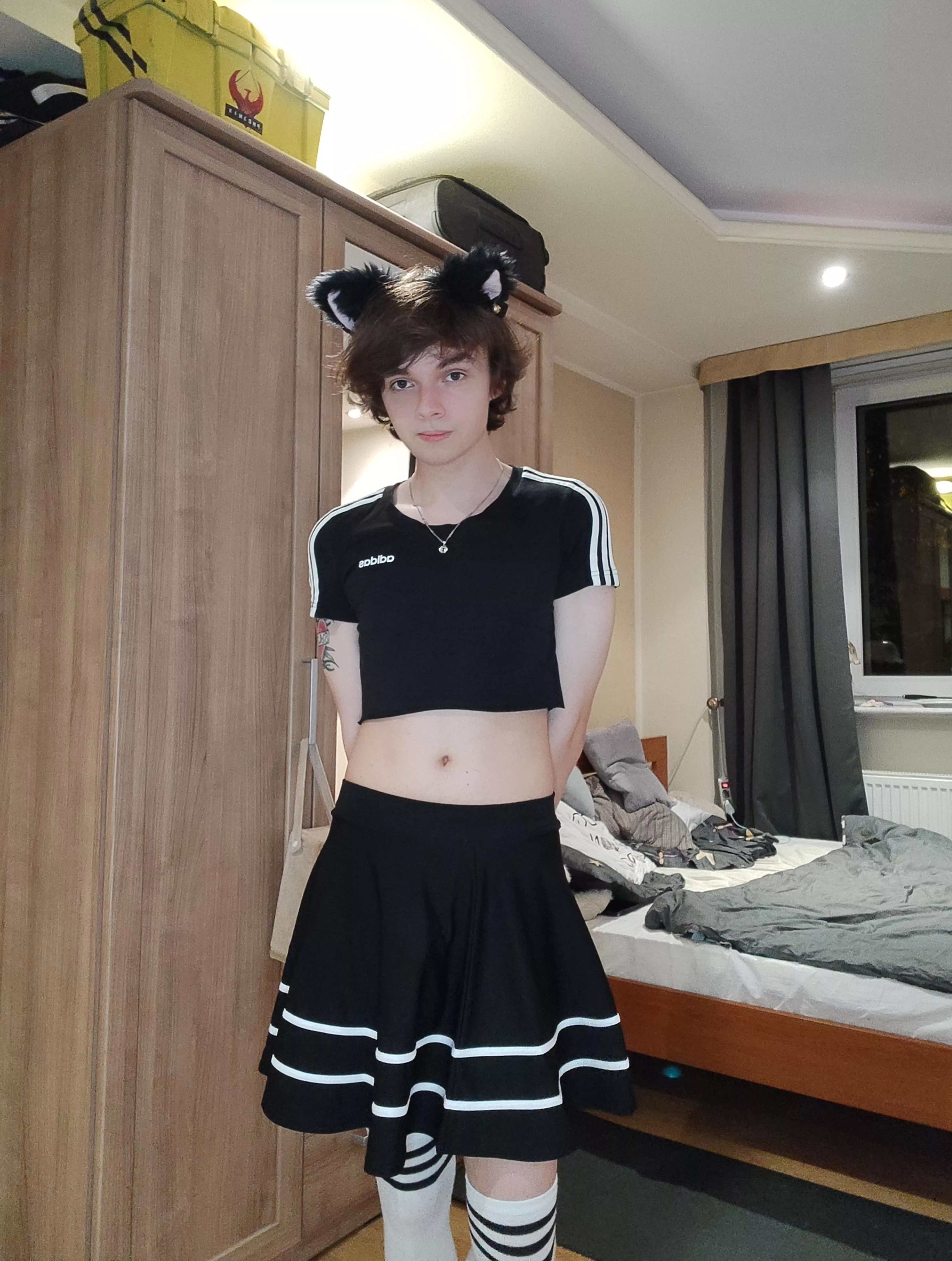 bought a skirt :3 do i look good?