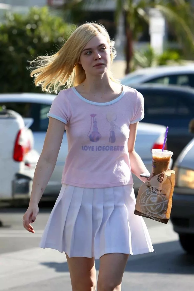 Elle Fanning