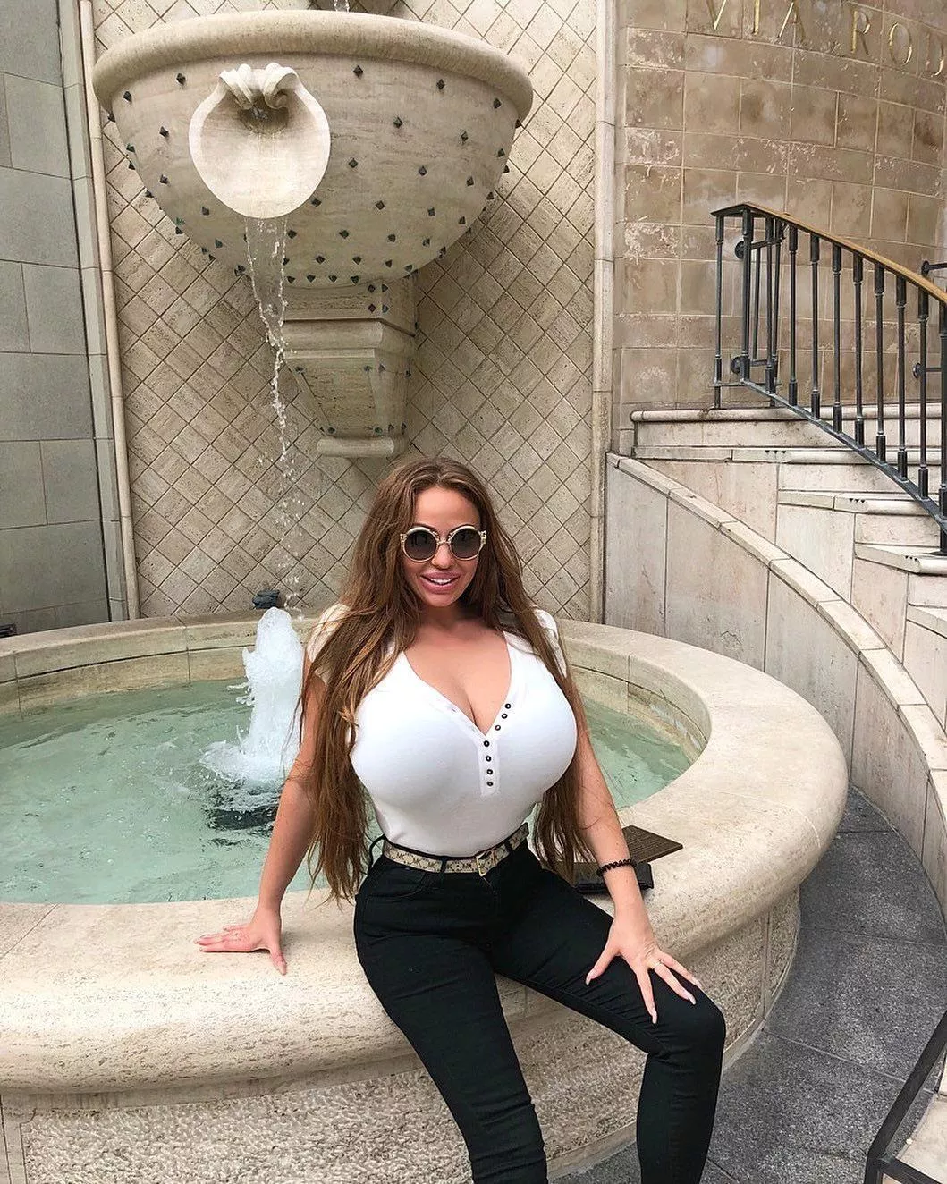 Fountain of breasts