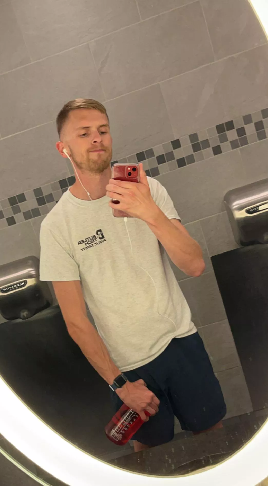 Fresh cut and the gym. Hey ðŸ‘‹ðŸ»