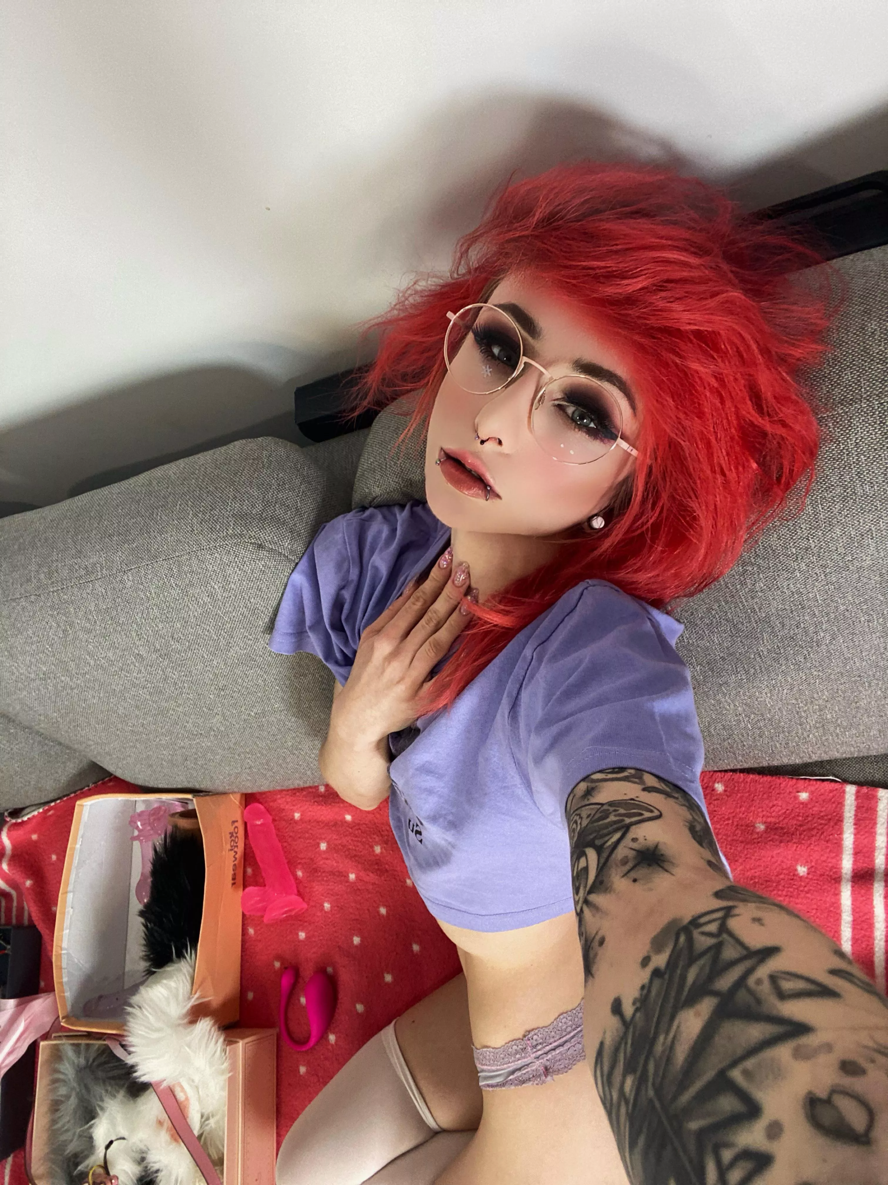 Stream in the 10 min https://m.chaturbate.com/cloudie_x3/