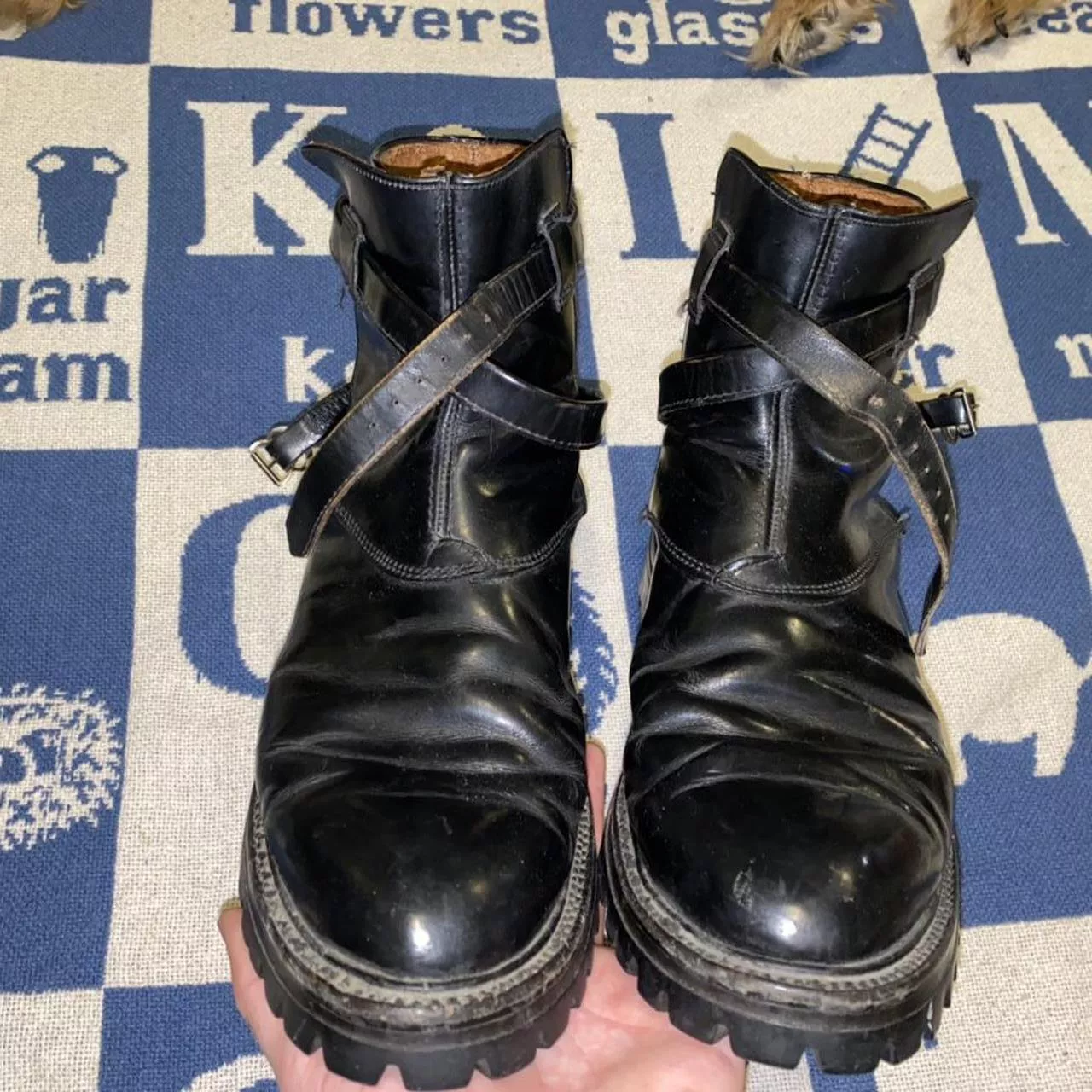 Can someone help me ID these boots?