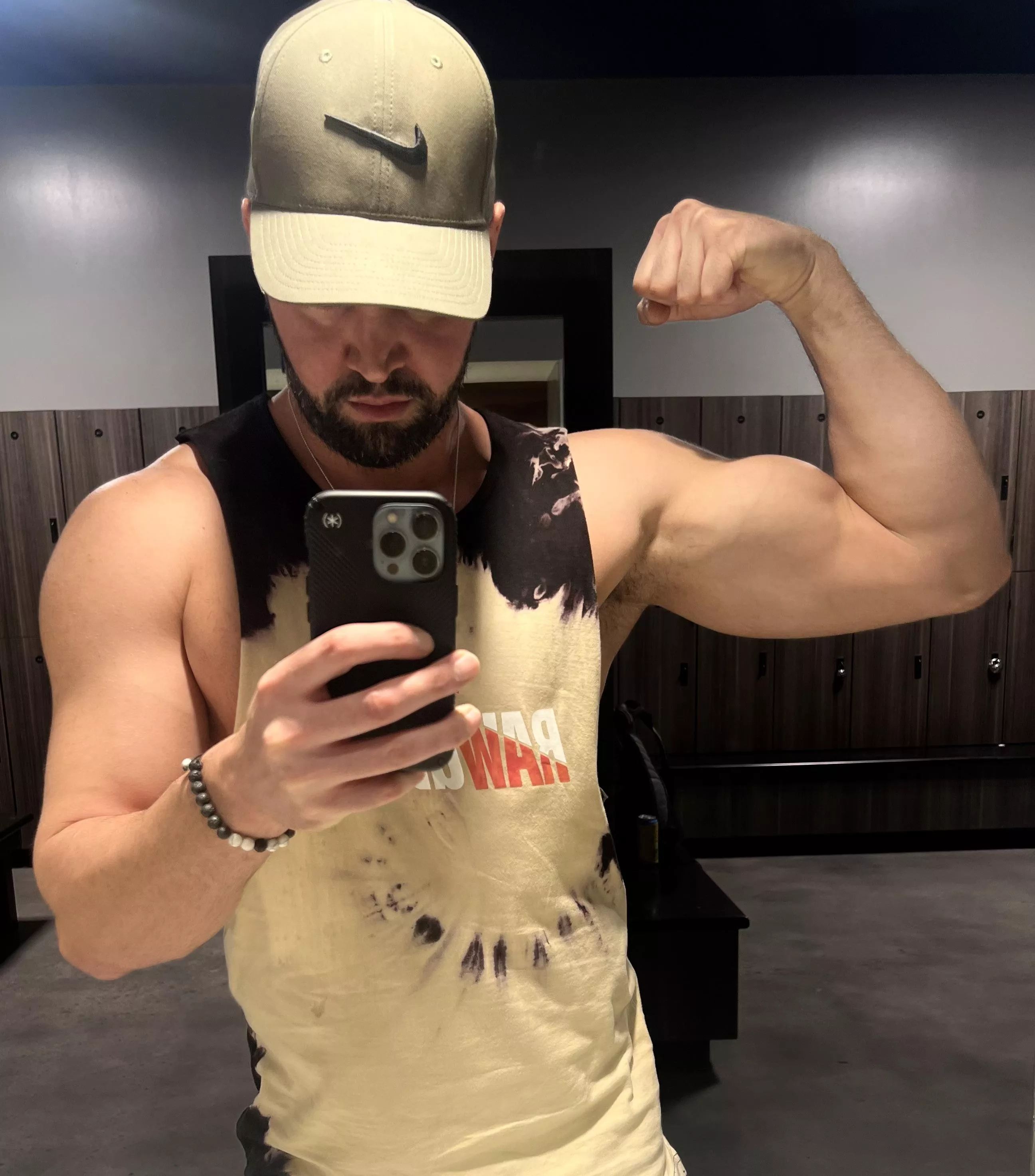 Comment what turns you on the most about forearms