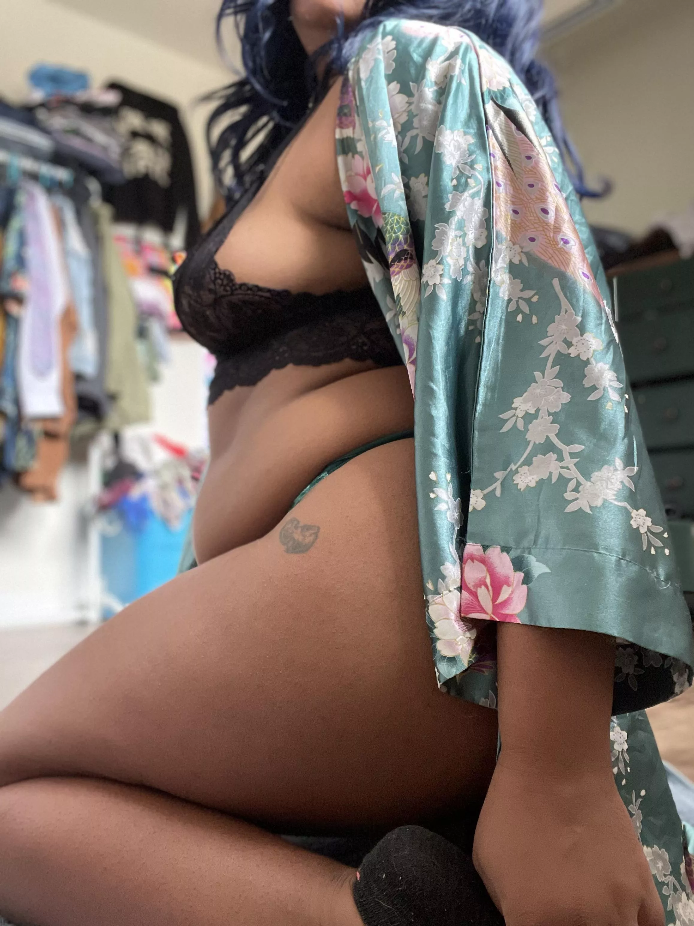 Letâ€™s play around ;) 5$ sub and I love making customs