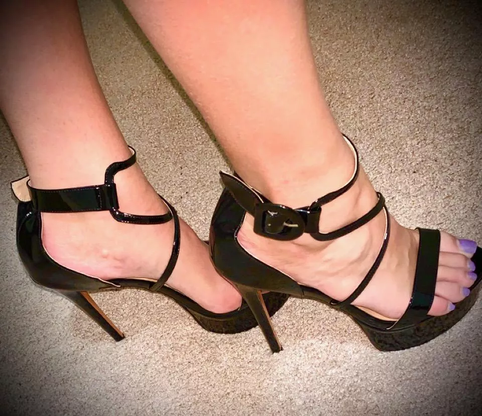 Love these heels! Taller than they look!